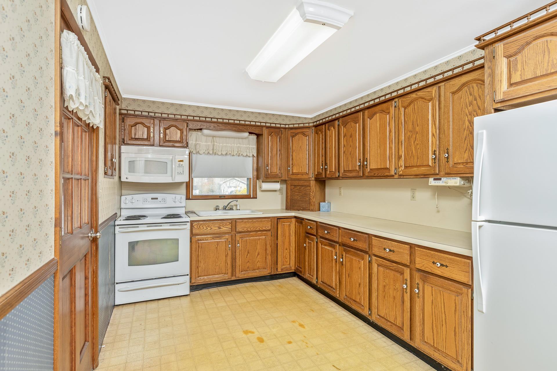 Single Family Tuttle  Suffolk County, NY 11941, MLS-848405-8