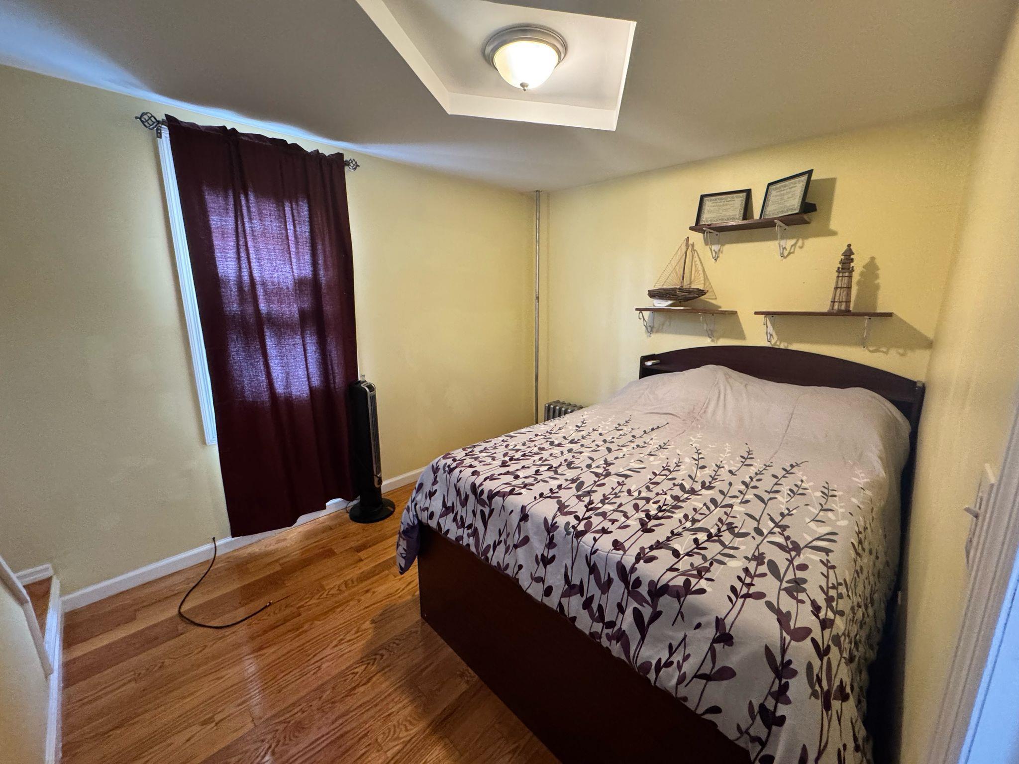 Single Family 118th Ave  Queens, NY 11434, MLS-848433-24