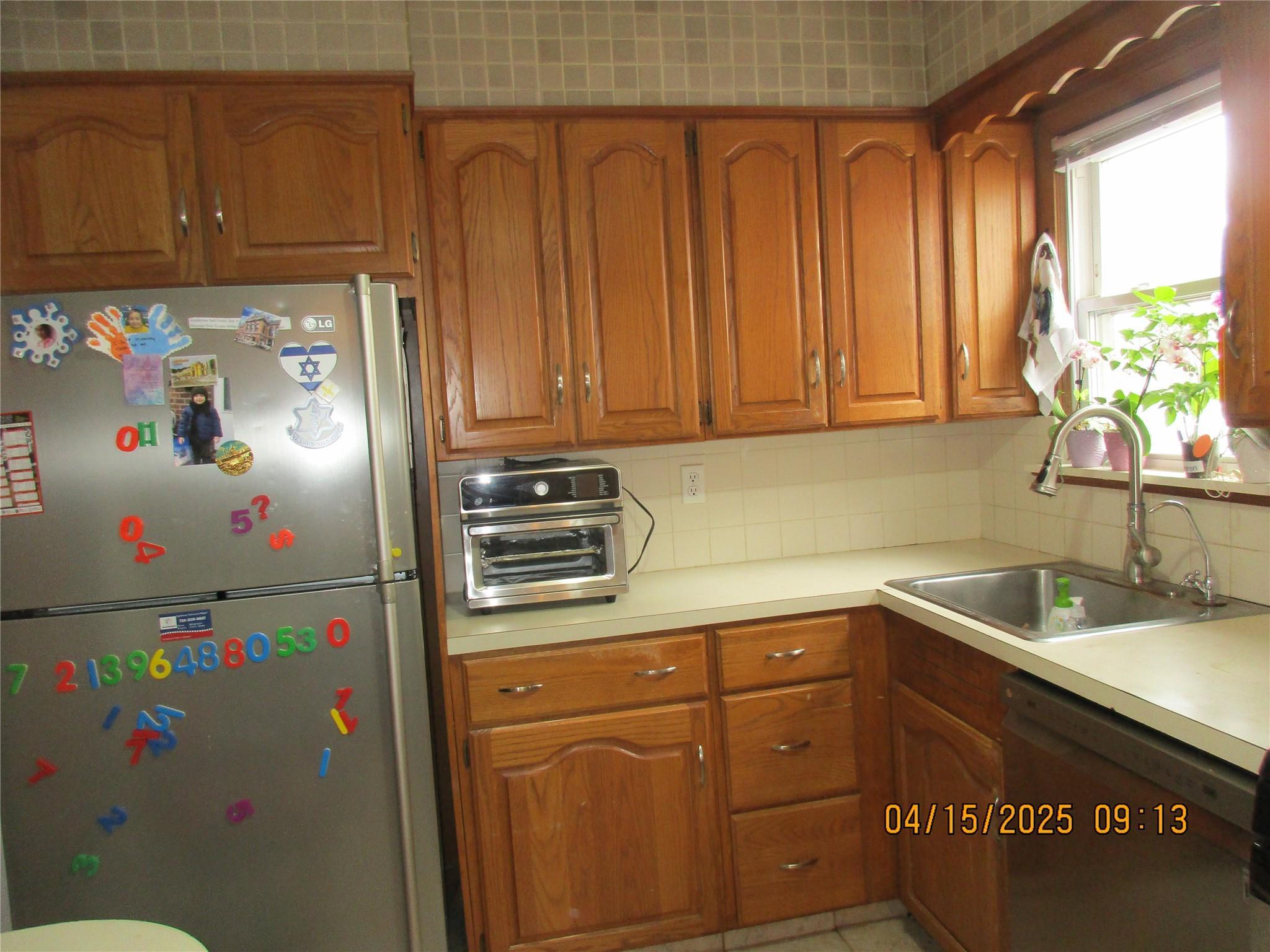 Single Family 268  Queens, NY 11004, MLS-848451-8