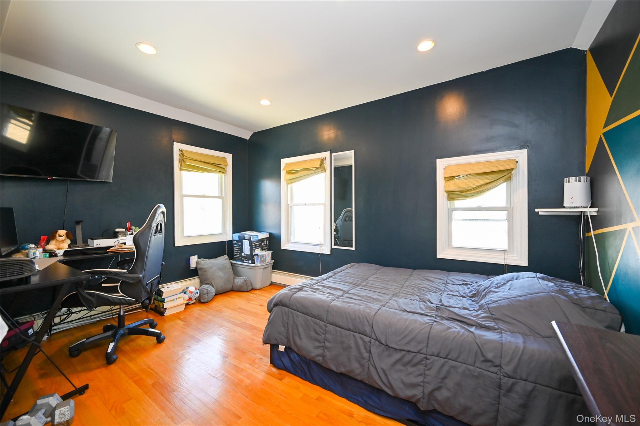 Single Family 163  Queens, NY 11414, MLS-848497-12