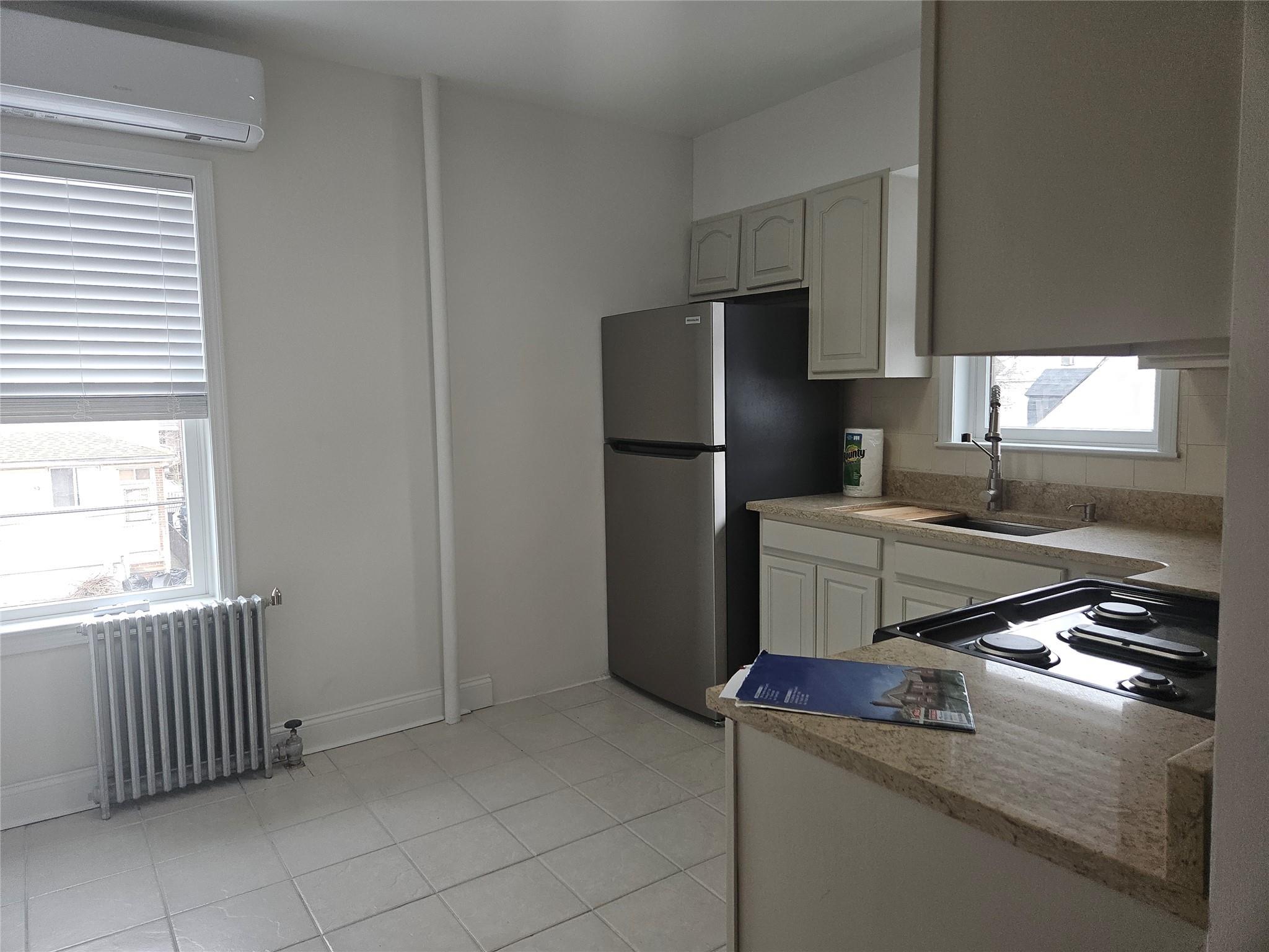 Apartment 150th Street  Queens, NY 11354, MLS-848508-2