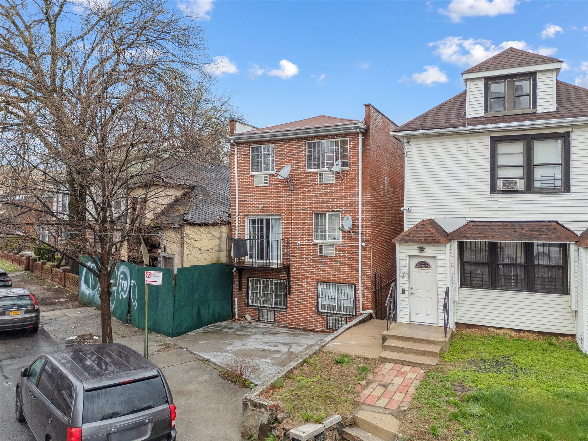 Single Family Adee  Bronx, NY 10467, MLS-848511-37