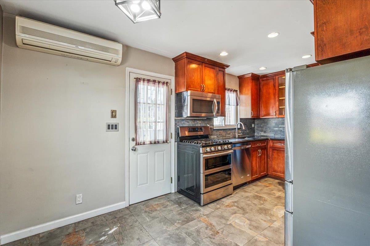 Single Family 212th  Queens, NY 11361, MLS-848512-10