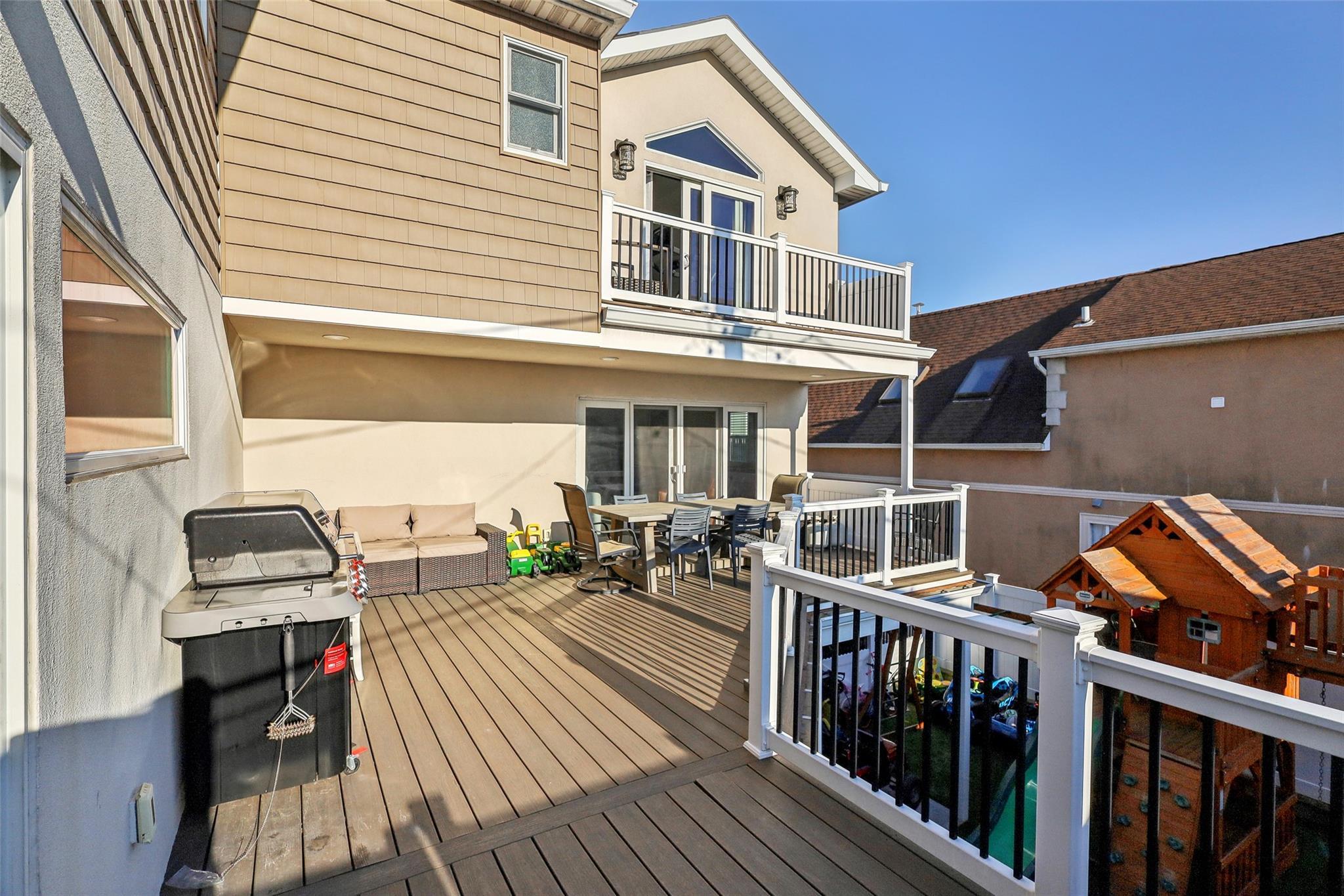 Single Family Michigan  Nassau County, NY 11561, MLS-848518-15