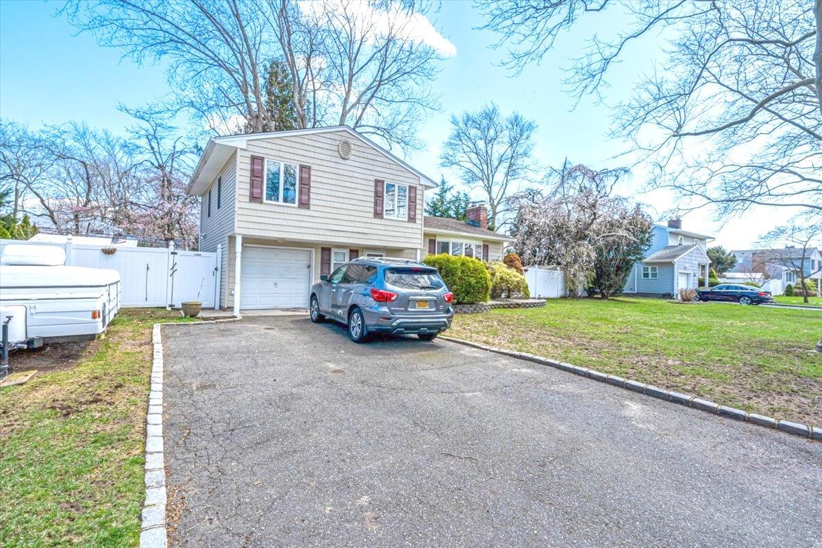 Single Family Sycamore  Suffolk County, NY 11747, MLS-848519-2