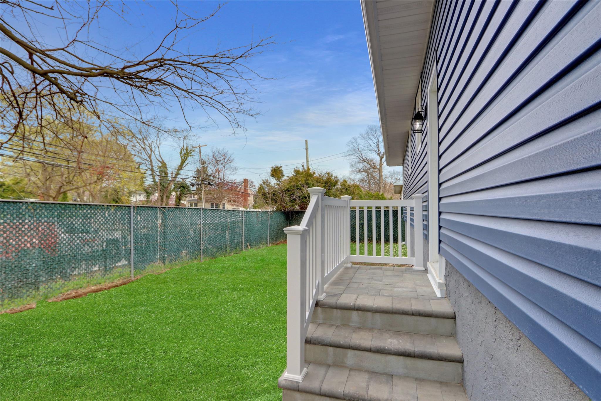 Single Family Little Whaleneck  Nassau County, NY 11566, MLS-848554-20