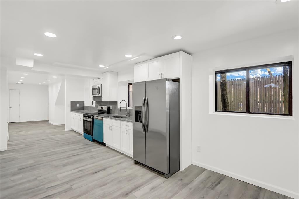 Single Family Birch Hollow  Suffolk County, NY 11967, MLS-848555-10