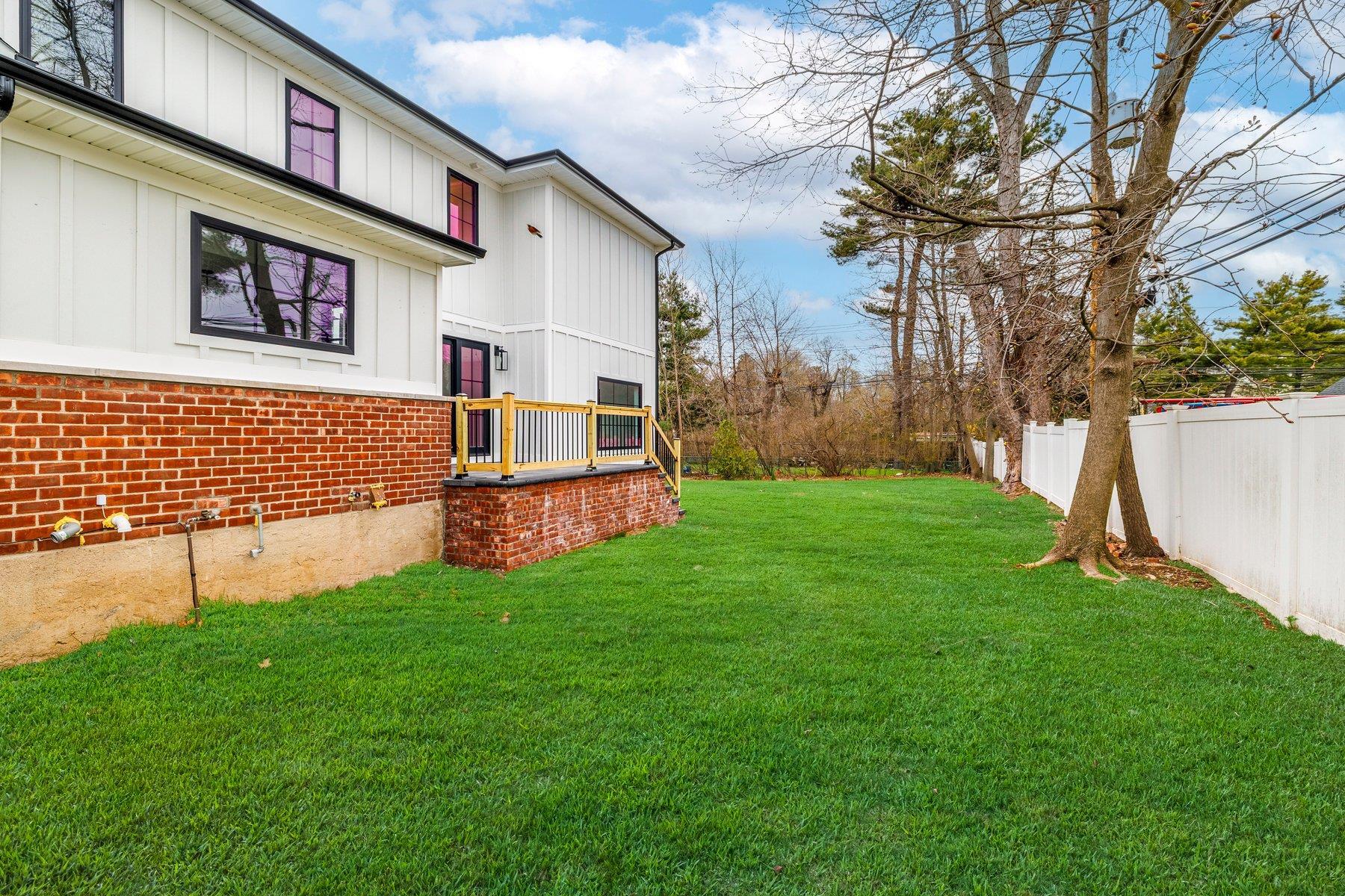 Single Family Jane  Nassau County, NY 11590, MLS-848558-34