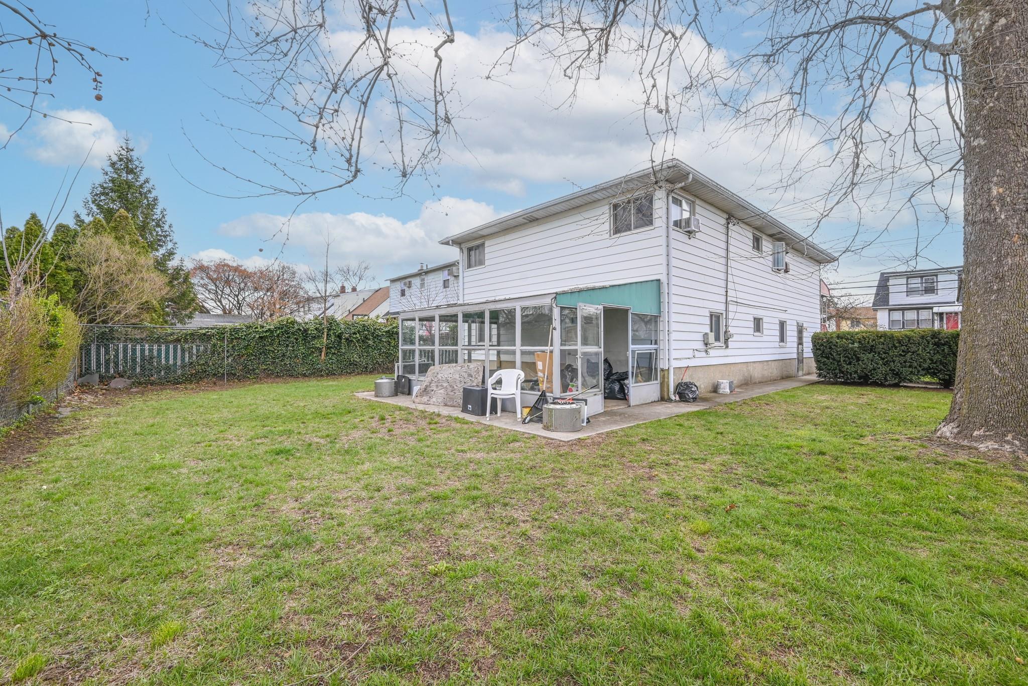 Single Family Arlington  Nassau County, NY 11580, MLS-848563-5