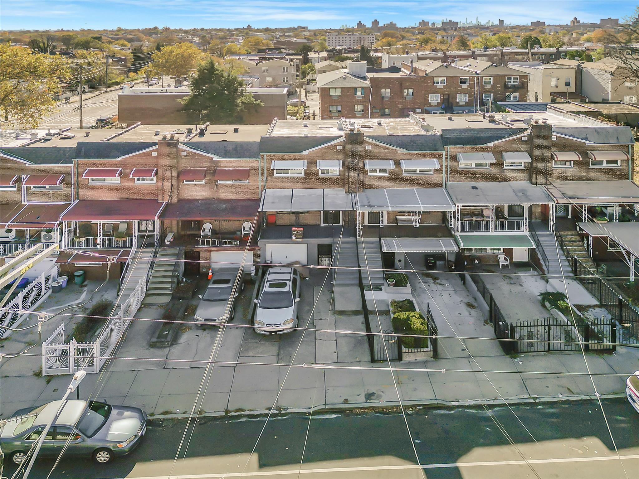 Single Family 216th  Bronx, NY 10469, MLS-848600-2