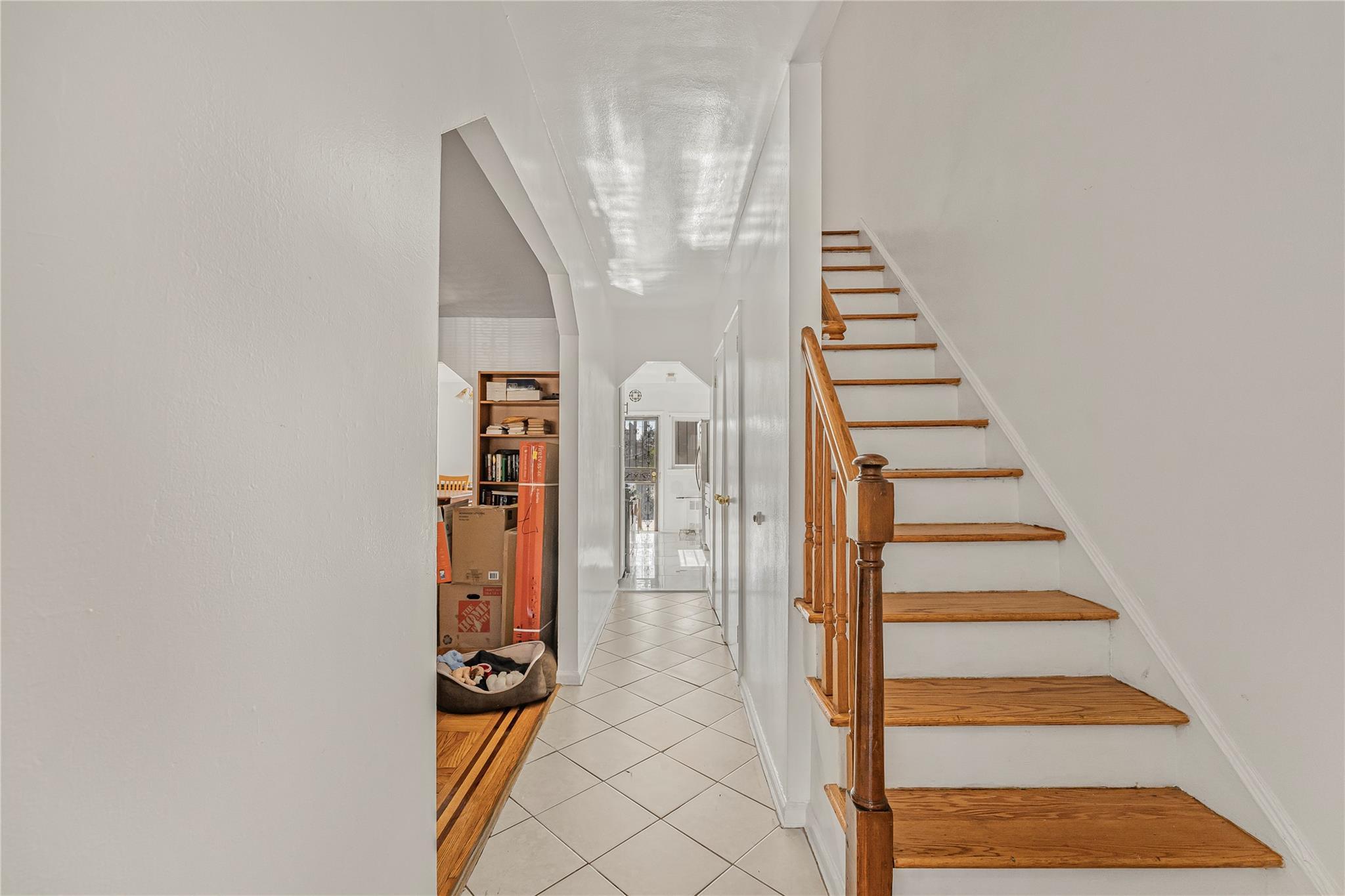 Single Family 216th  Bronx, NY 10469, MLS-848600-6
