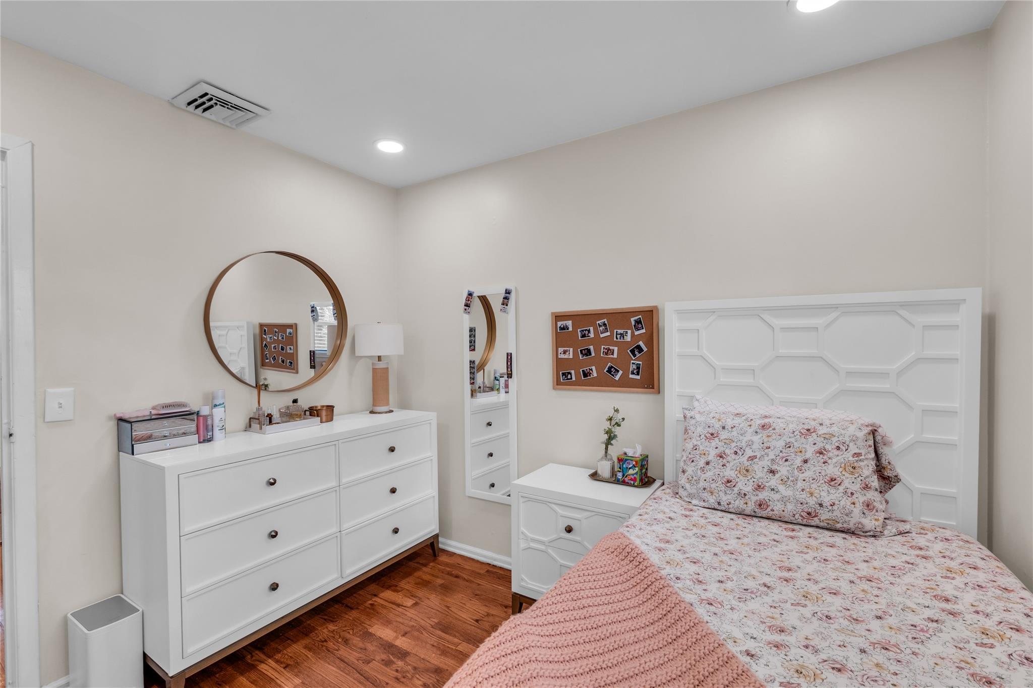 Single Family Bohemia  Suffolk County, NY 11782, MLS-848631-16