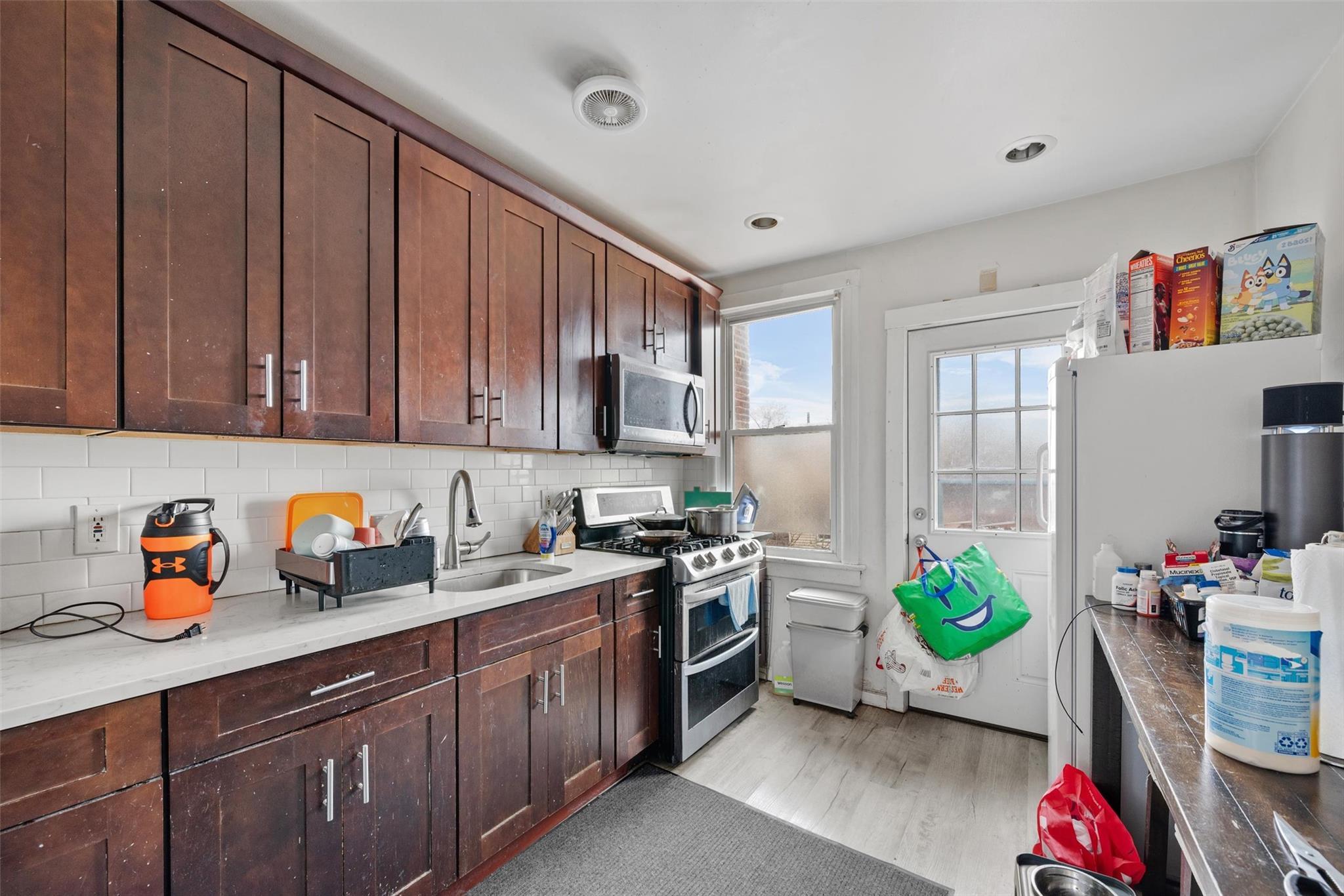 Single Family Harrington  Bronx, NY 10461, MLS-848641-10