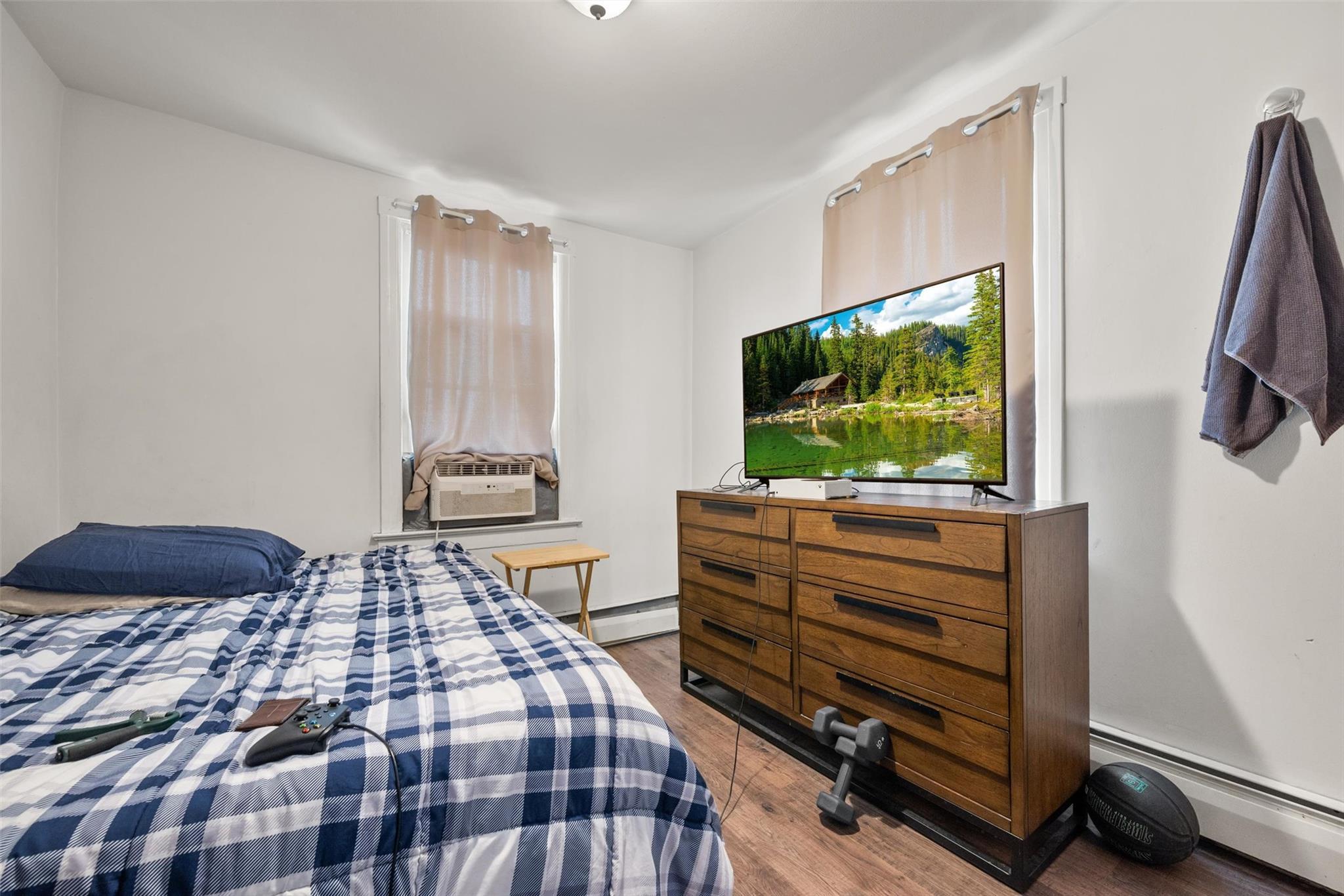 Single Family Harrington  Bronx, NY 10461, MLS-848641-16