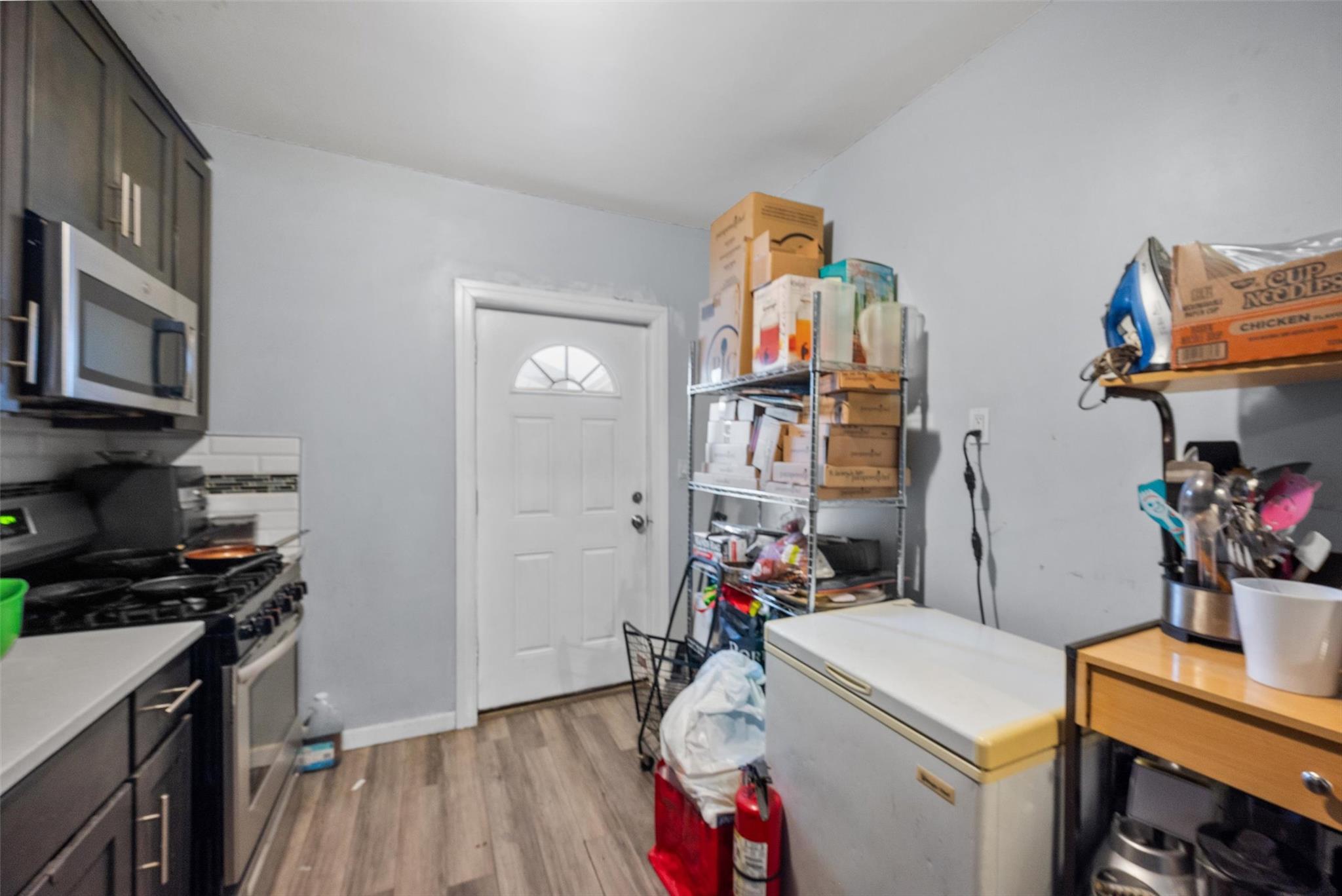 Single Family Harrington  Bronx, NY 10461, MLS-848641-27