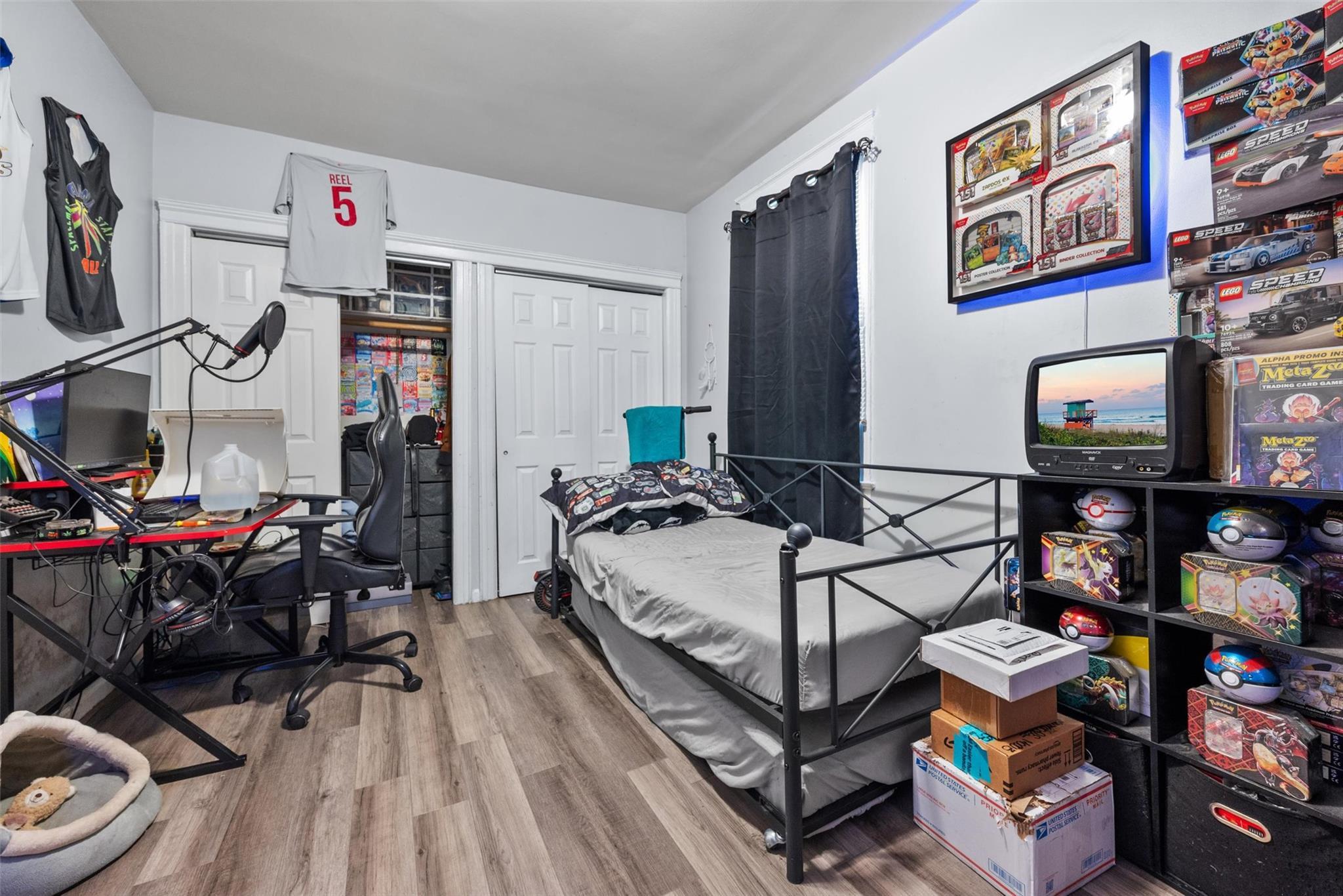 Single Family Harrington  Bronx, NY 10461, MLS-848641-31