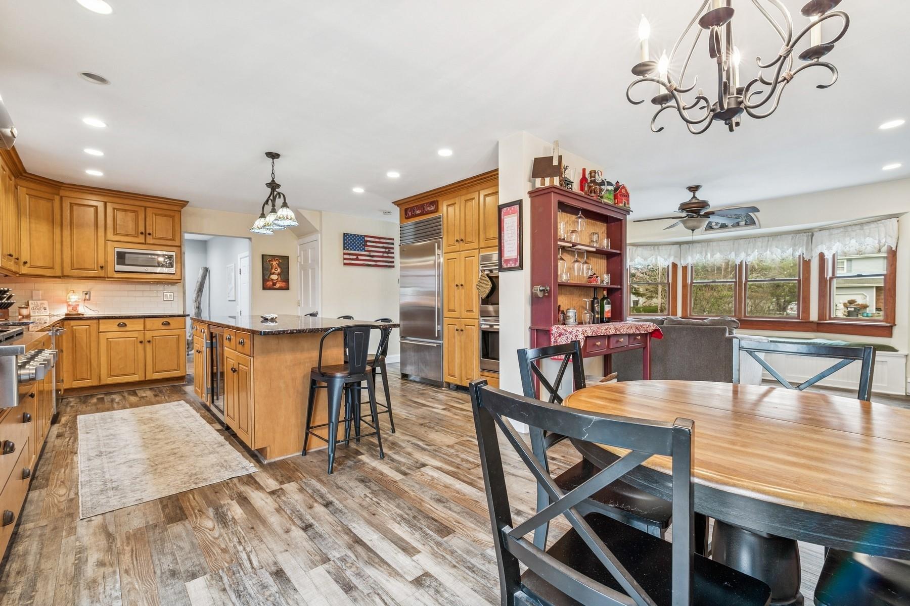 Single Family Gerald  Suffolk County, NY 11946, MLS-848688-11