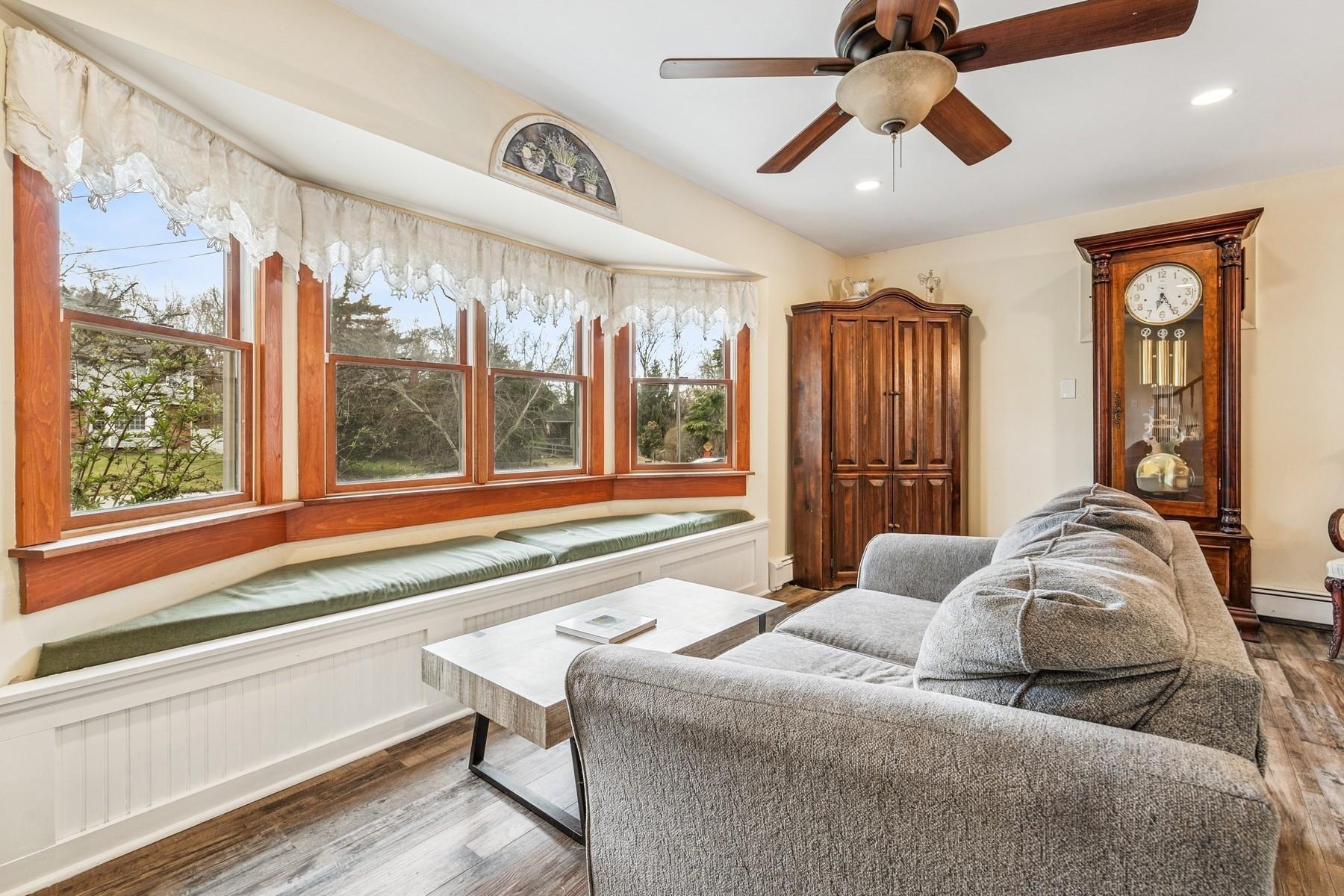 Single Family Gerald  Suffolk County, NY 11946, MLS-848688-6
