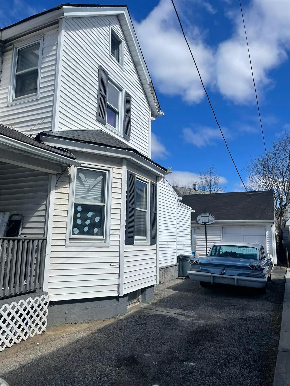 Single Family New Hyde Park  Nassau County, NY 11010, MLS-848689-13