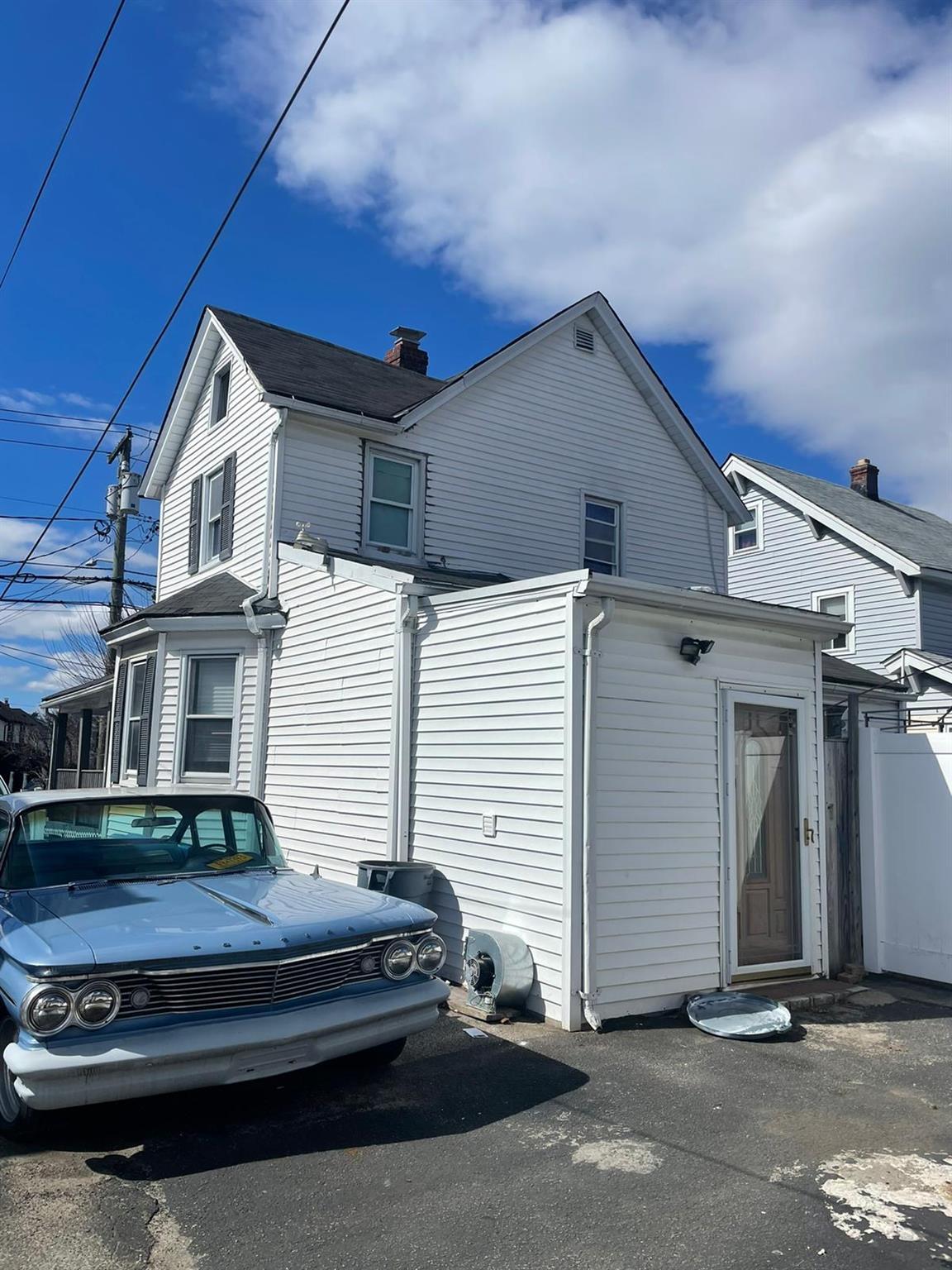 Single Family New Hyde Park  Nassau County, NY 11010, MLS-848689-14