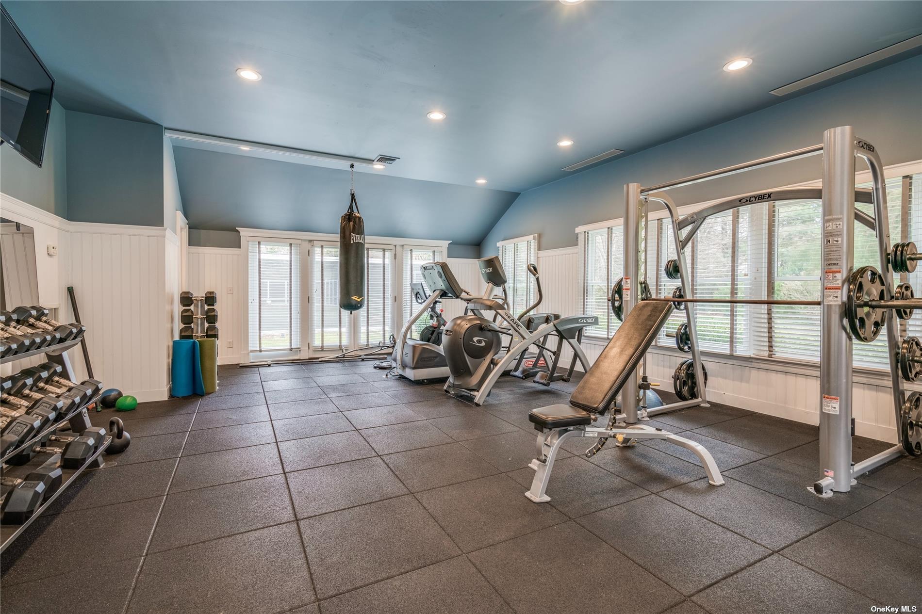 Single Family Piping Rock  Nassau County, NY 11560, MLS-848722-26