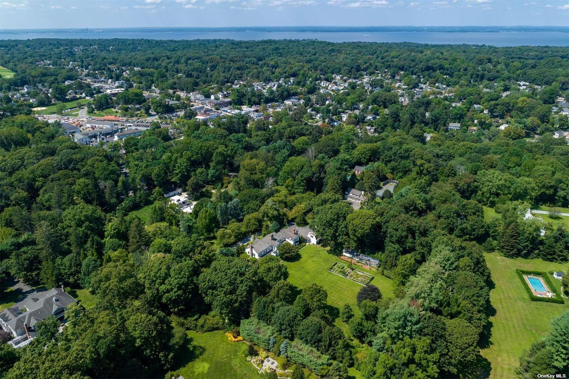 Single Family Piping Rock  Nassau County, NY 11560, MLS-848722-33
