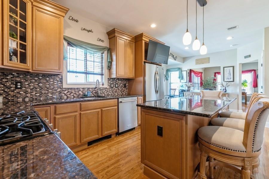 Single Family (canterbury)  Suffolk County, NY 11792, MLS-848739-18