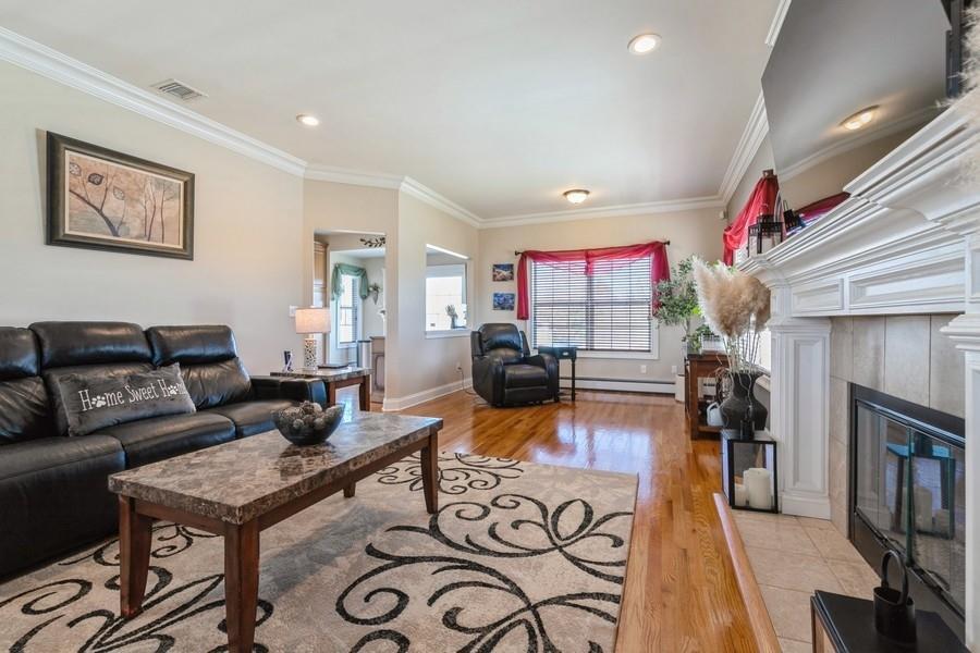 Single Family (canterbury)  Suffolk County, NY 11792, MLS-848739-9