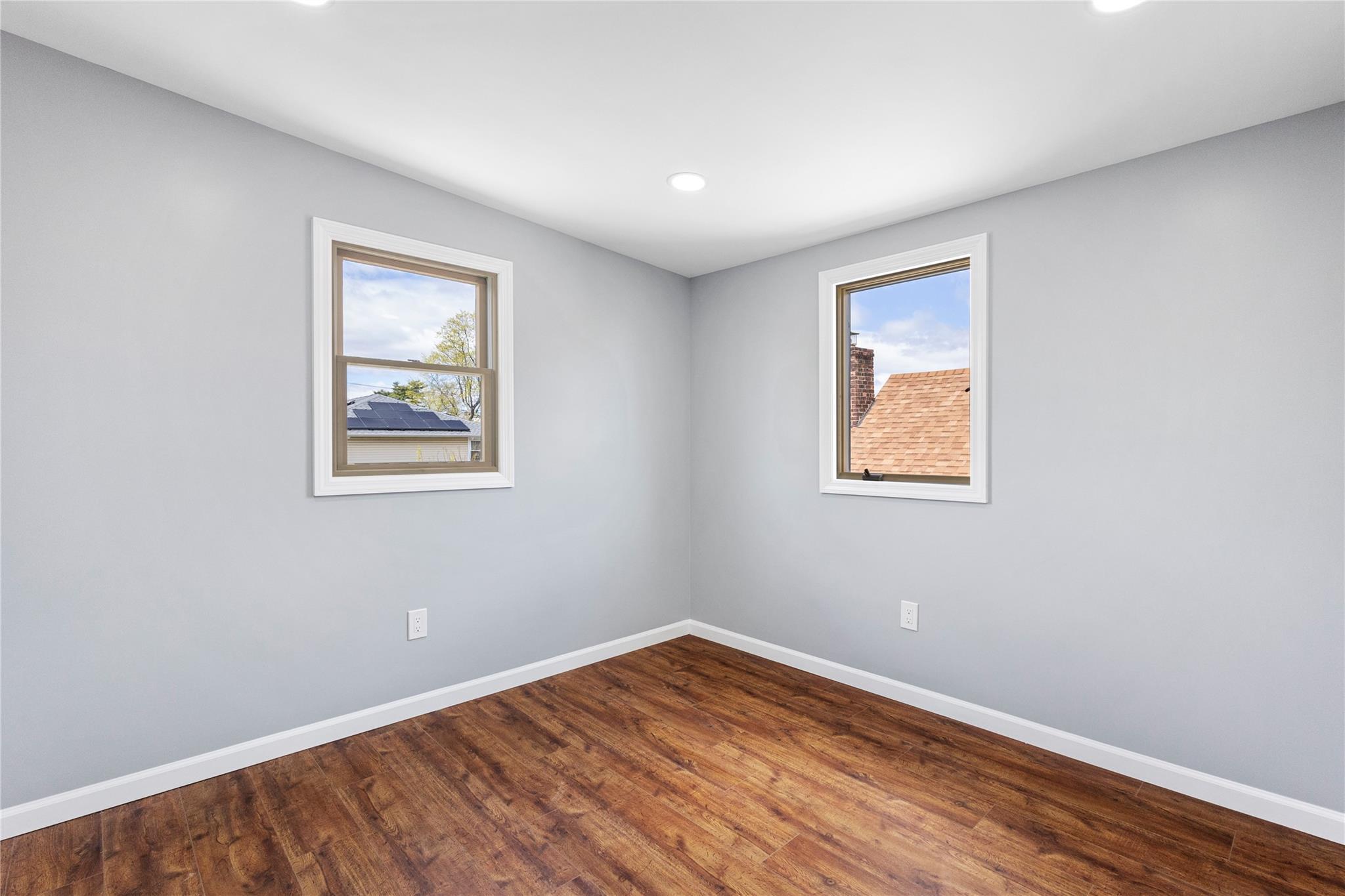 Single Family Greengrove  Nassau County, NY 11553, MLS-848757-12