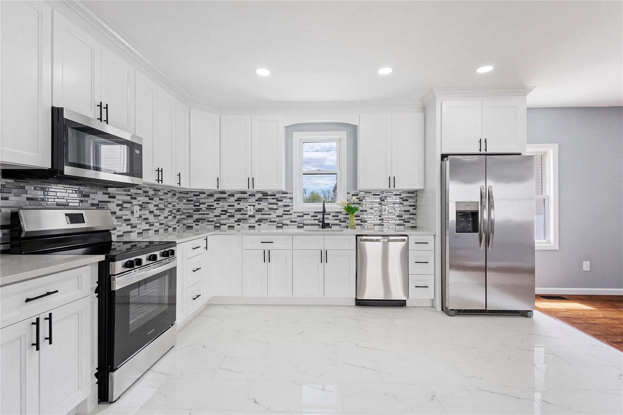 Single Family Greengrove  Nassau County, NY 11553, MLS-848757-3