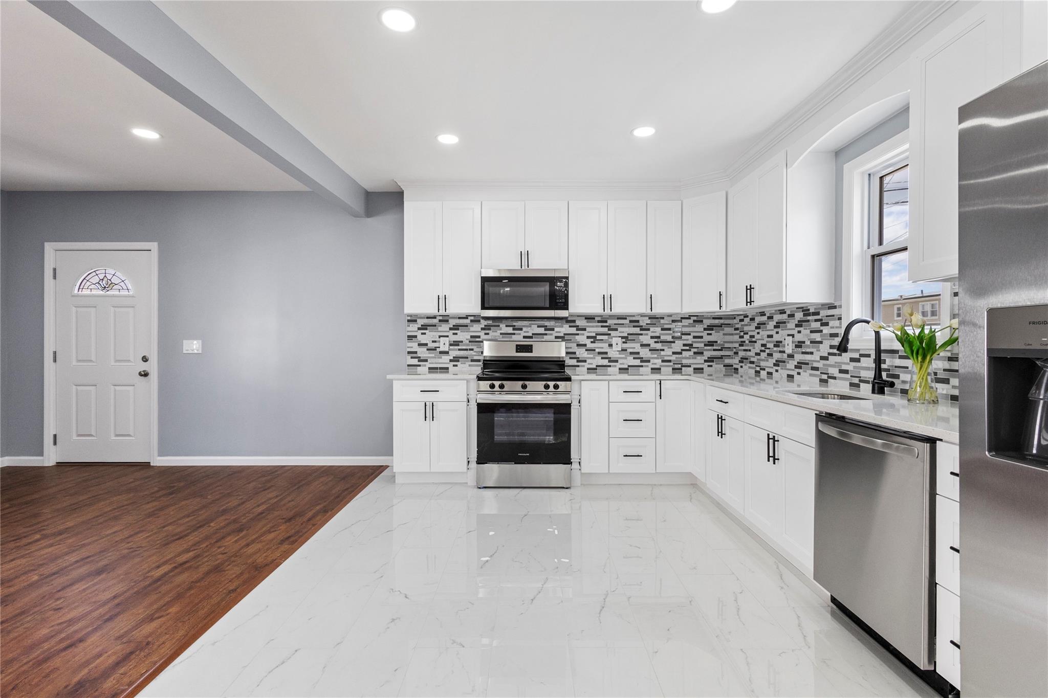 Single Family Greengrove  Nassau County, NY 11553, MLS-848757-6