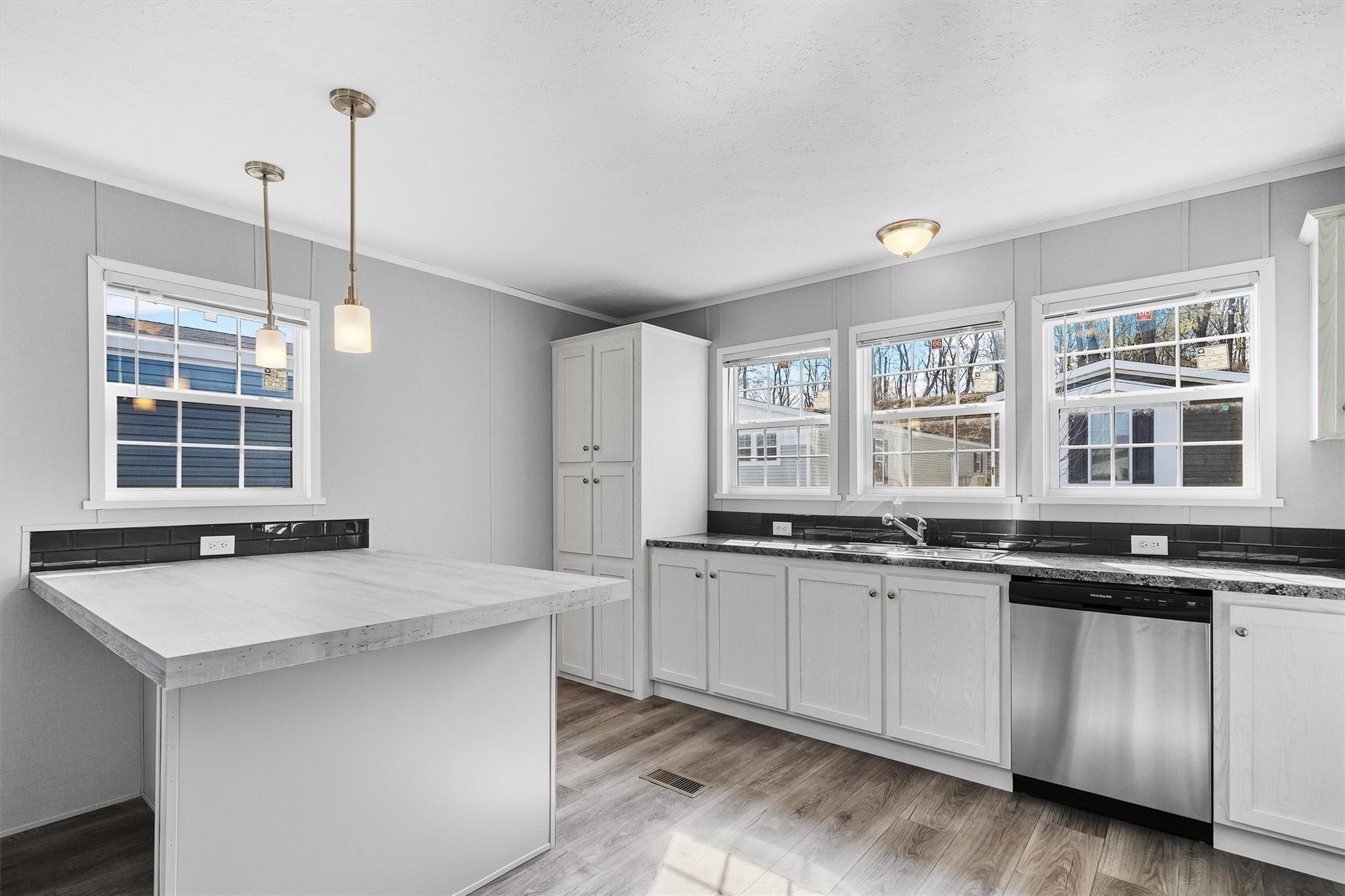 Single Family Windward  Rockland County, NY 10980, MLS-848774-5