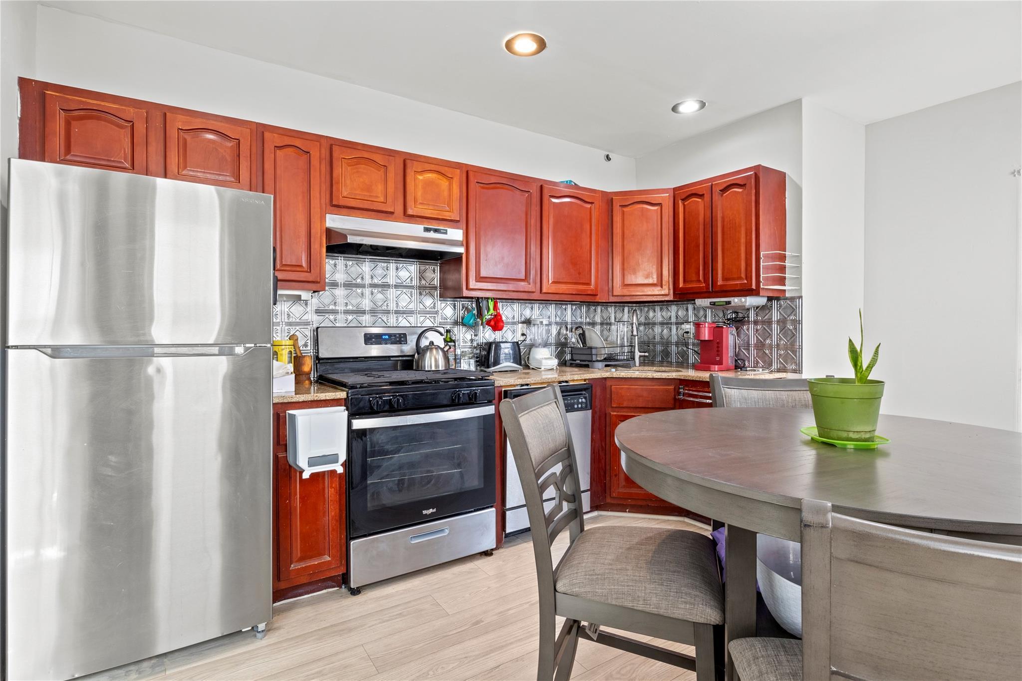 Single Family 168th  Queens, NY 11434, MLS-848778-8