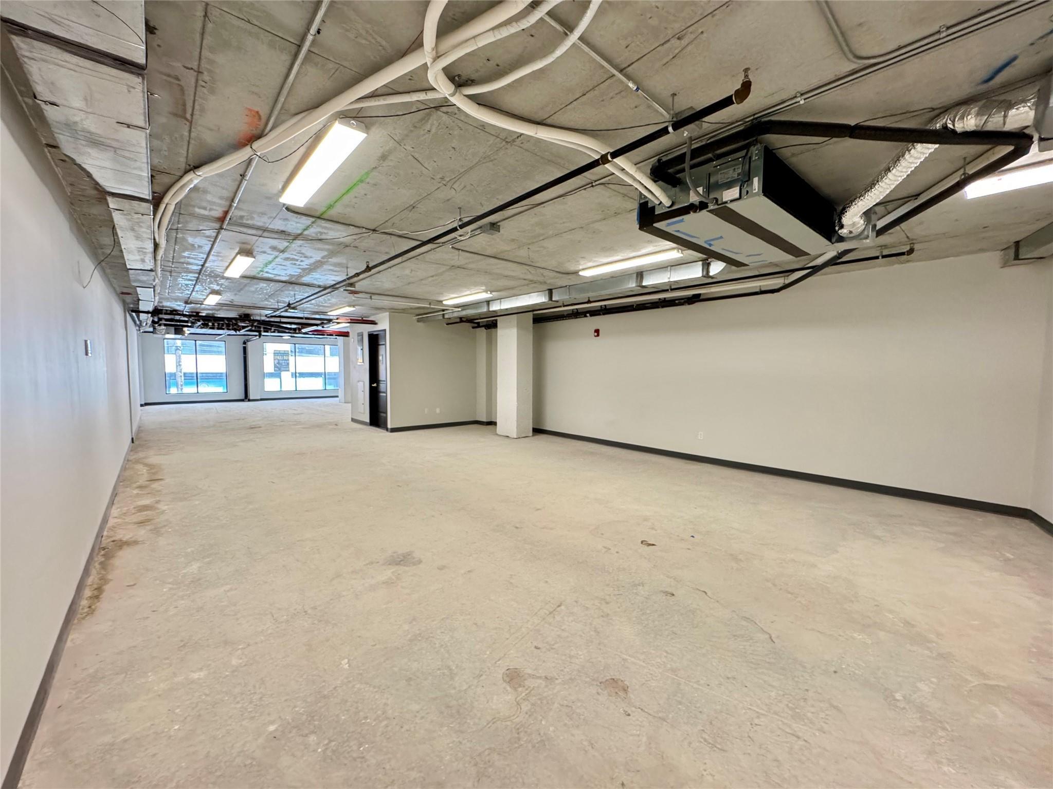 Commercial Lease 52nd  Queens, NY 11377, MLS-848817-18
