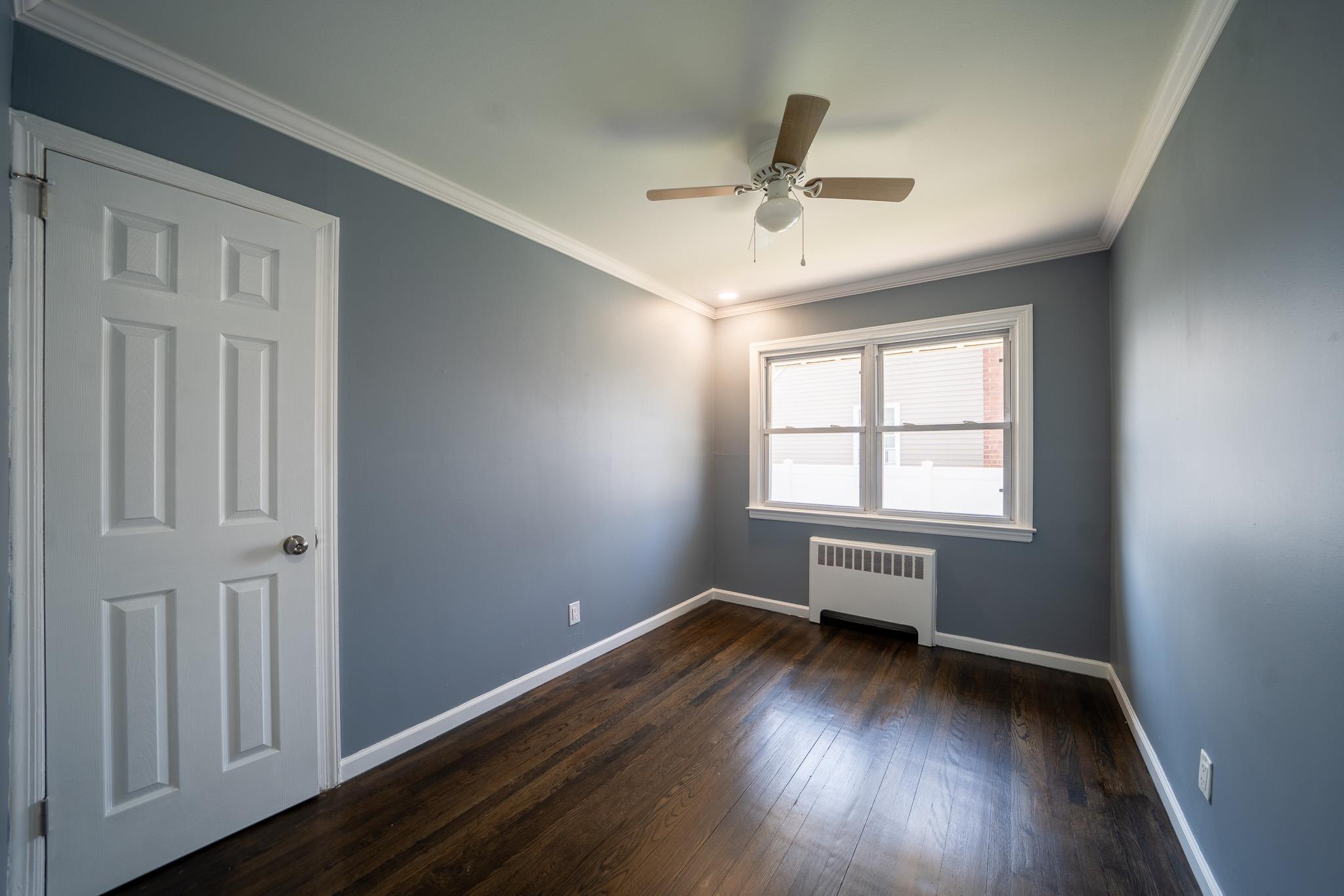 Single Family Ferndale  Nassau County, NY 11801, MLS-848843-12
