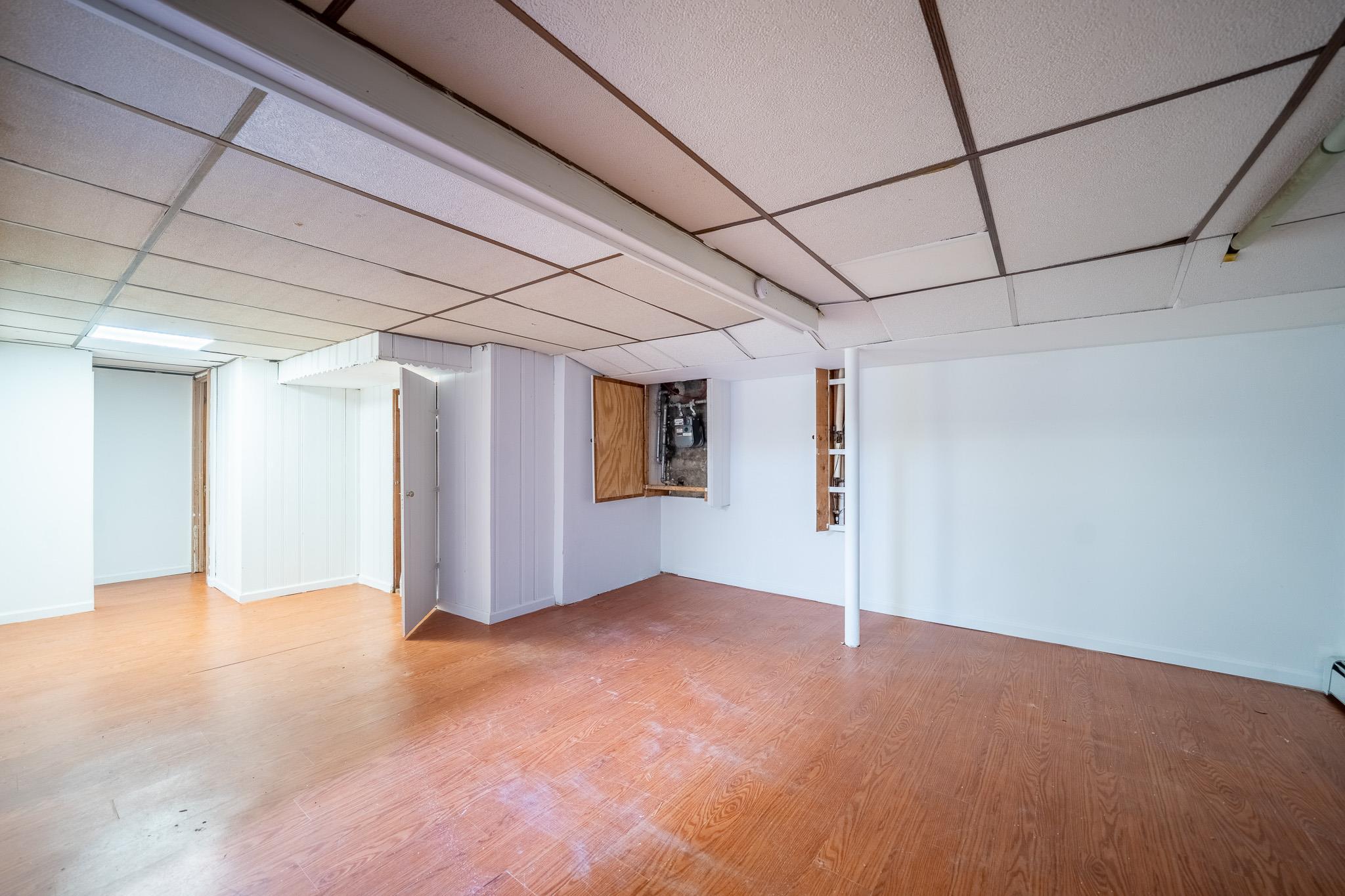 Single Family Ferndale  Nassau County, NY 11801, MLS-848843-19