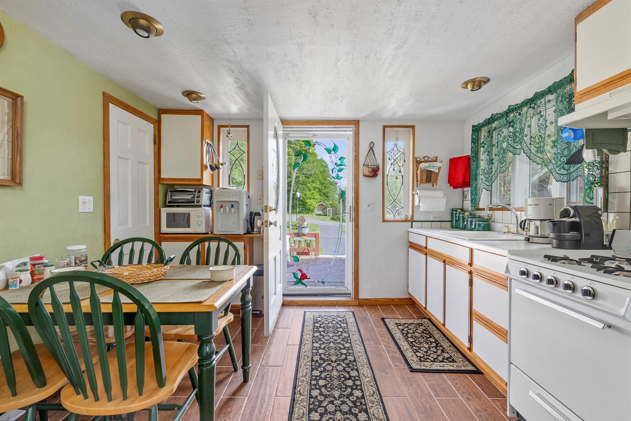 Single Family Plank  Ulster County, NY 12464, MLS-848844-23