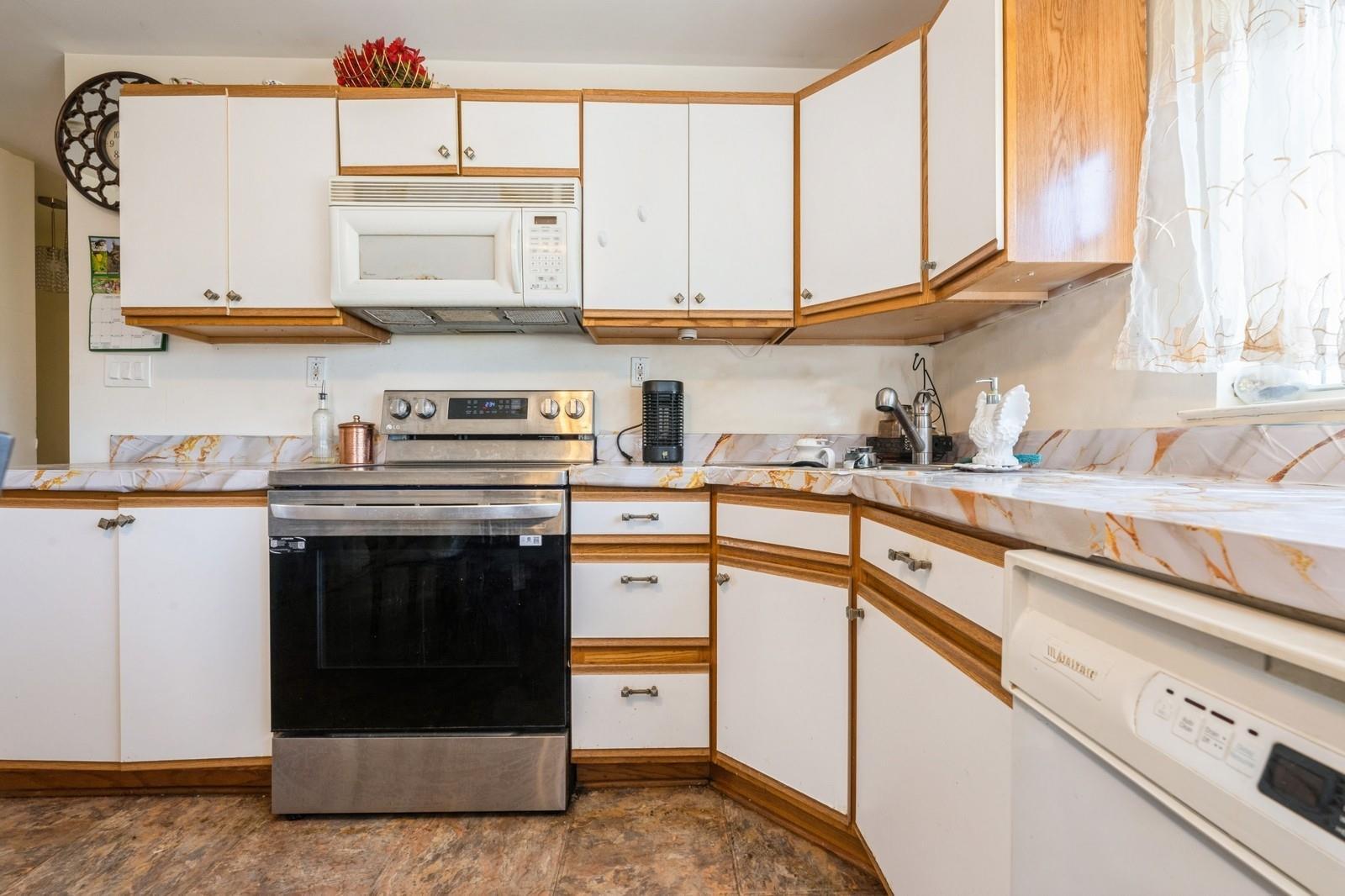 Single Family Bunker  Nassau County, NY 11801, MLS-848854-13