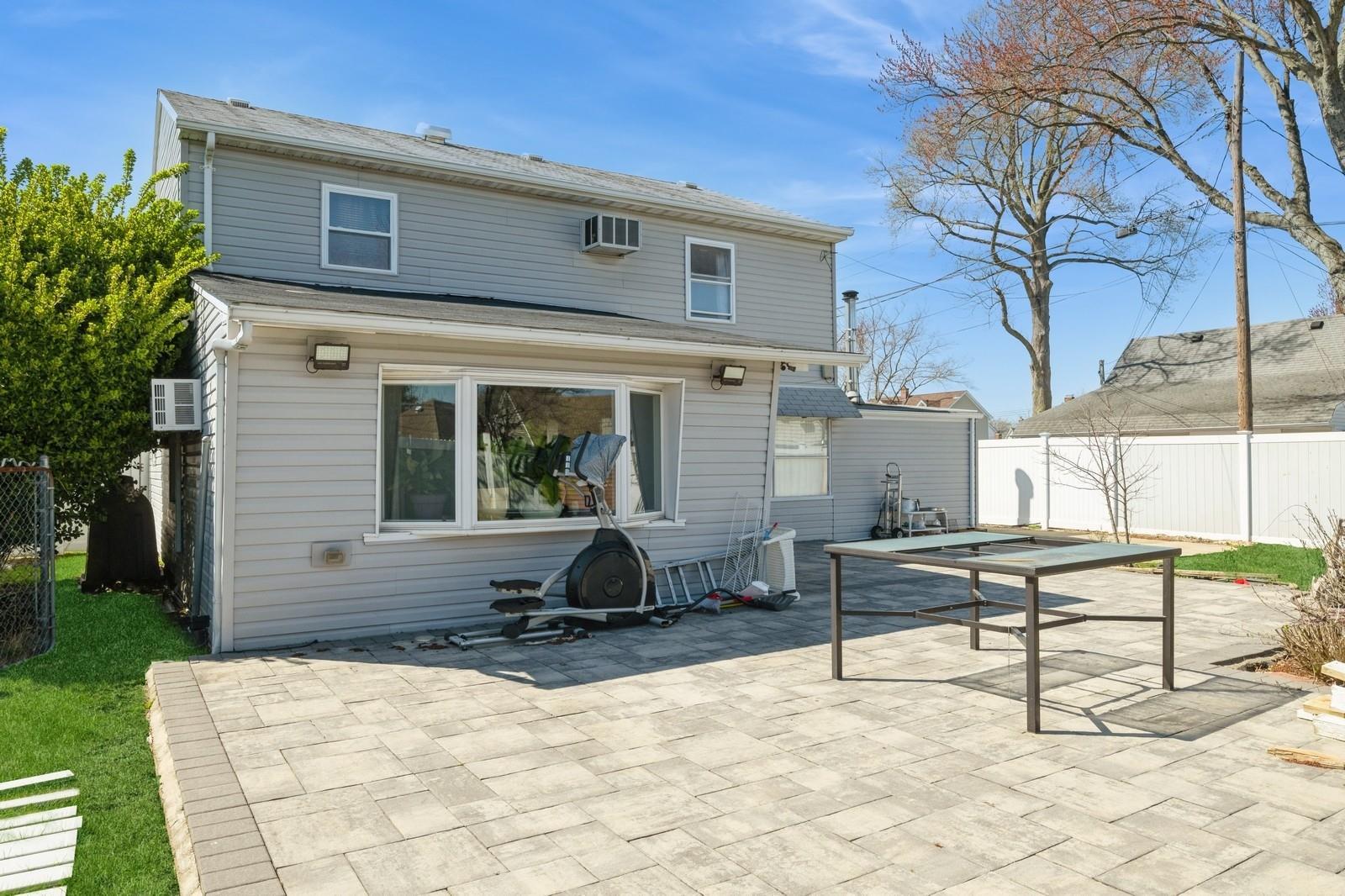 Single Family Bunker  Nassau County, NY 11801, MLS-848854-16