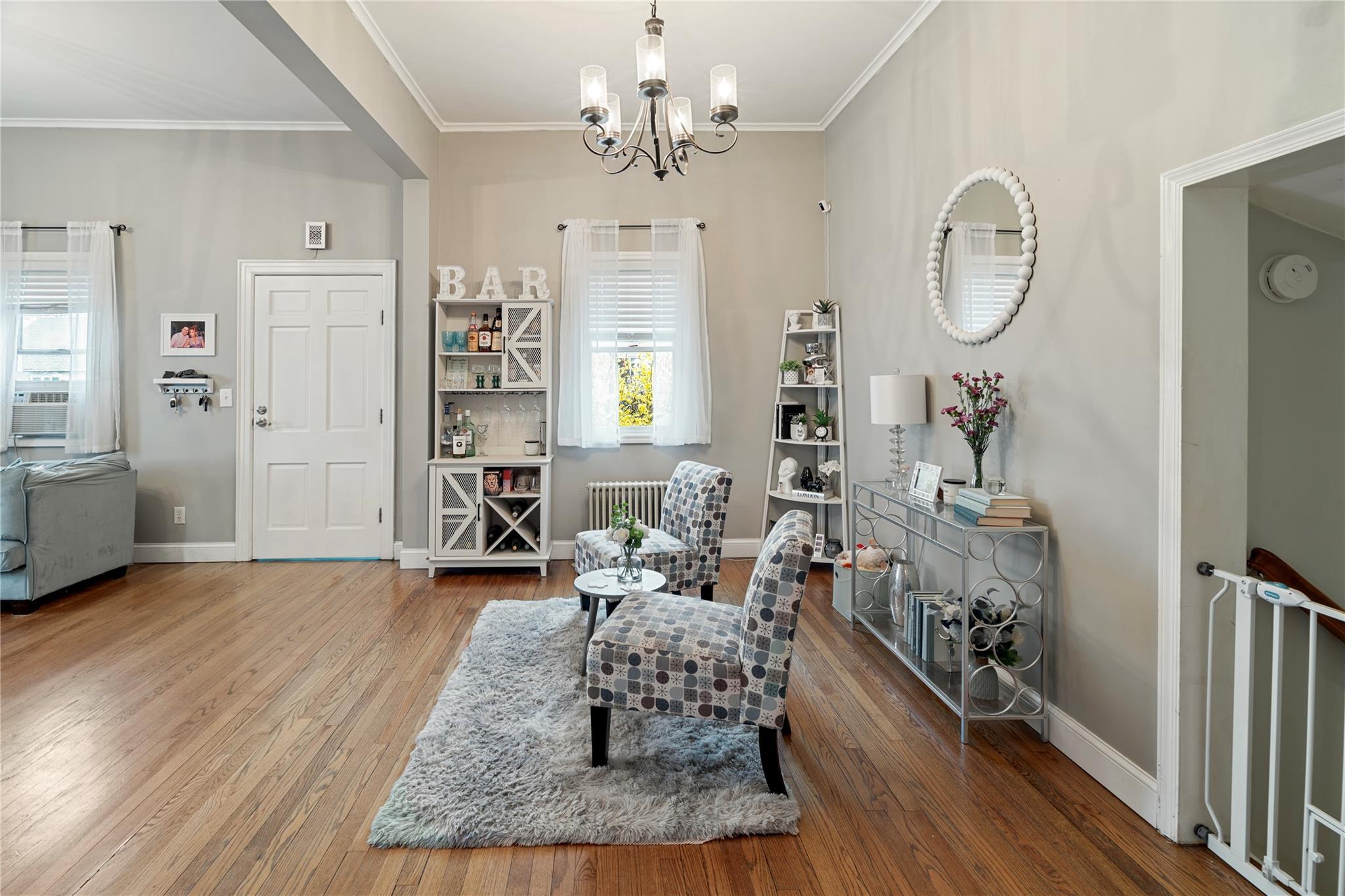 Single Family 5th  Suffolk County, NY 11704, MLS-848860-4