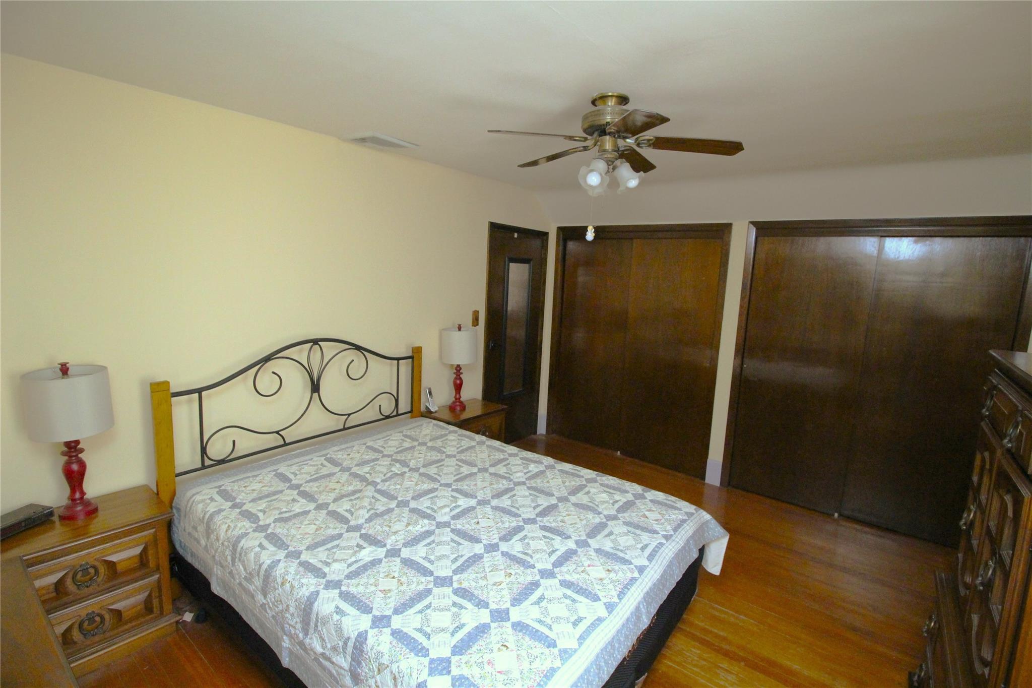 Single Family Riviera  Suffolk County, NY 11757, MLS-848862-11