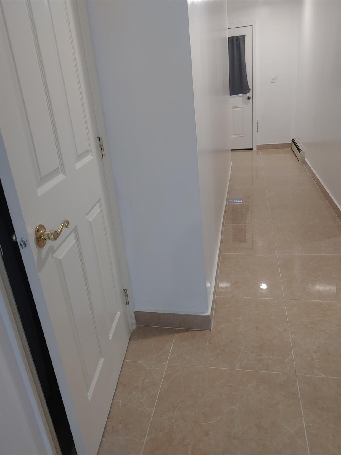 Apartment Country Pointe Circle  Queens, NY 11426, MLS-848898-4