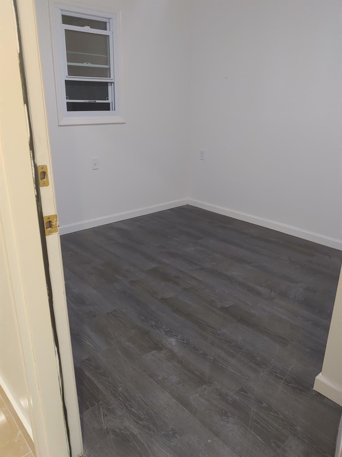 Apartment Country Pointe Circle  Queens, NY 11426, MLS-848898-5