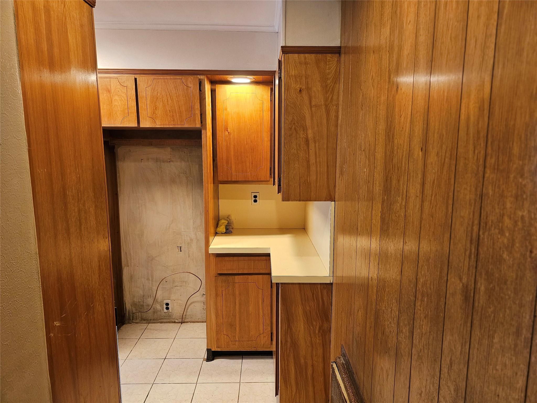 Single Family Leighton  Nassau County, NY 11003, MLS-848921-5