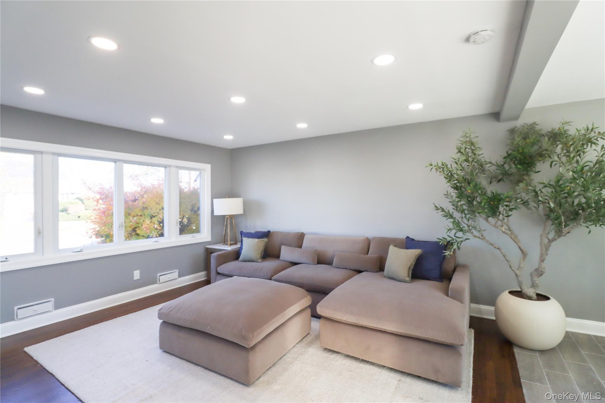 Single Family Earl Suffolk County, NY 11701, MLS-848924-8