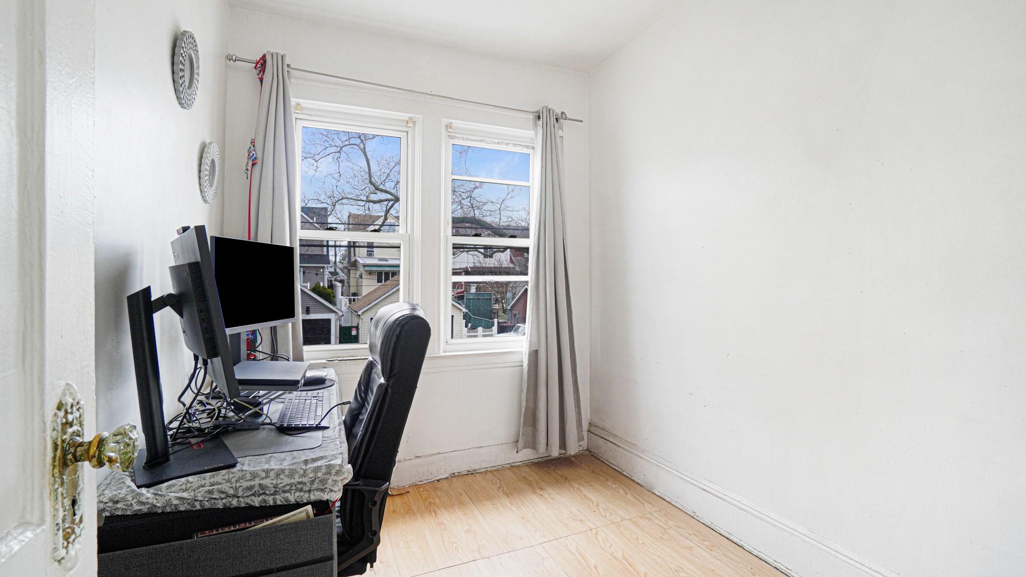 Single Family Hoover Avenue  Queens, NY 11432, MLS-848927-23