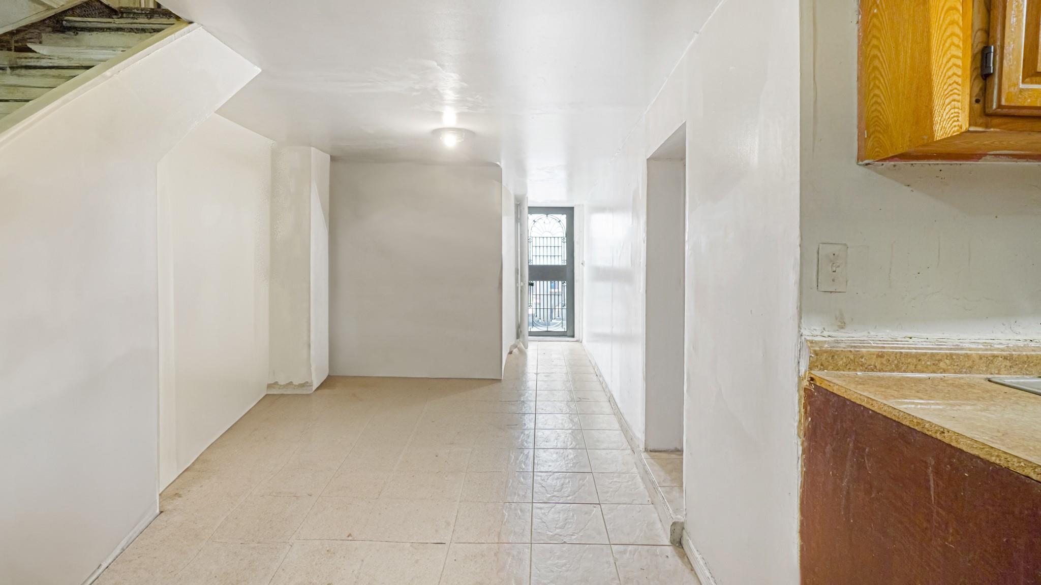 Single Family Hoover Avenue  Queens, NY 11432, MLS-848927-27