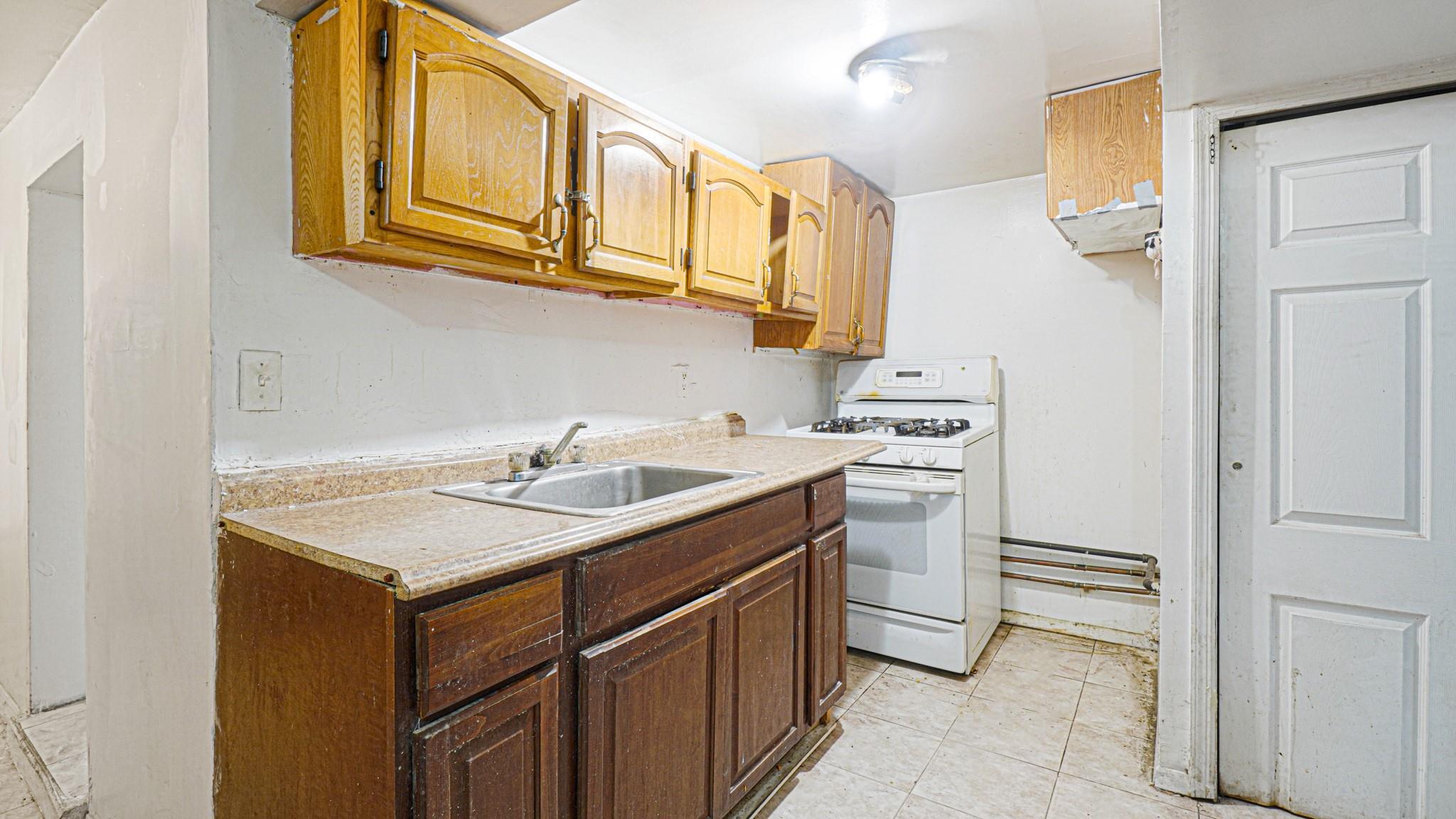 Single Family Hoover Avenue  Queens, NY 11432, MLS-848927-28
