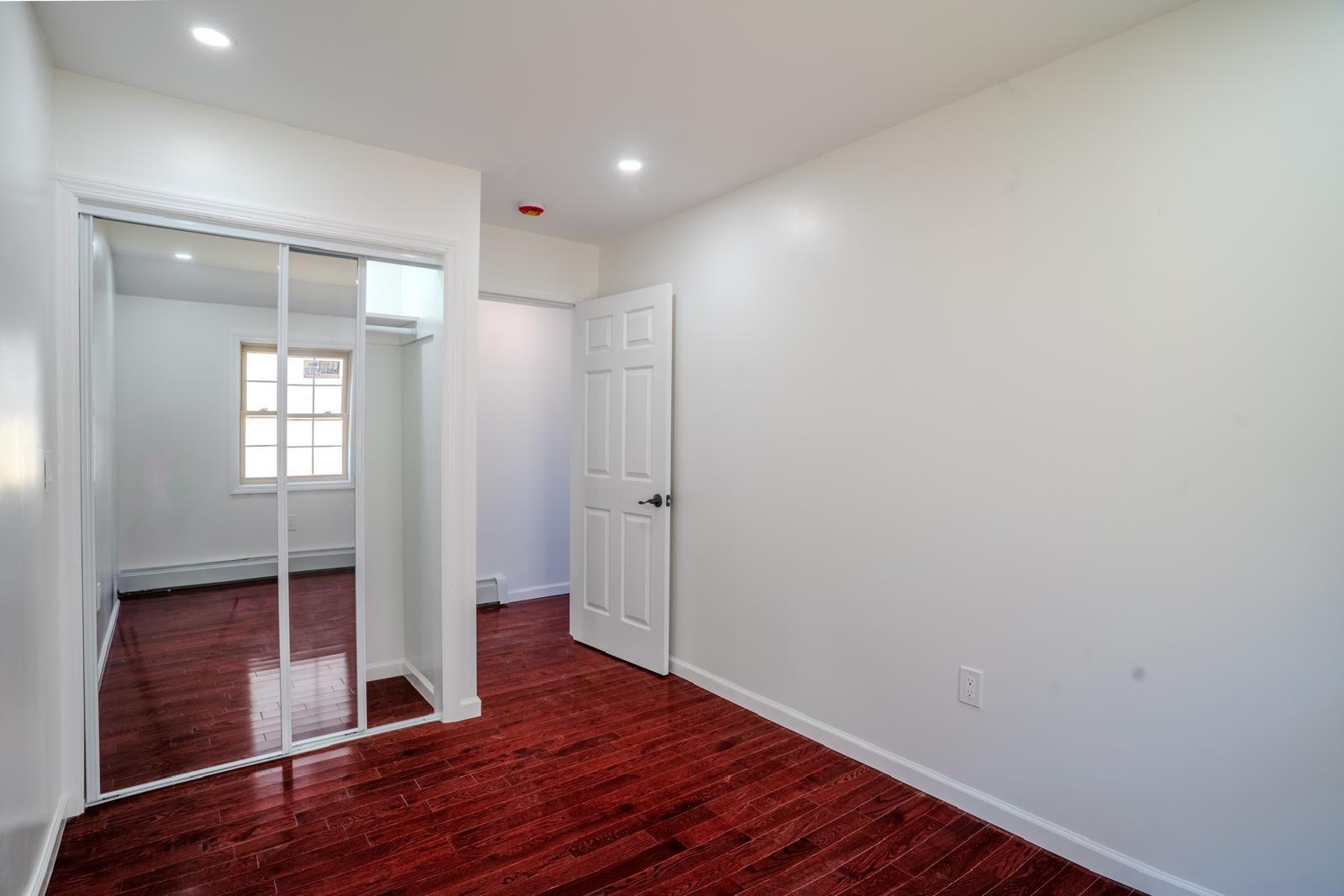 Single Family 141  Queens, NY 11435, MLS-848948-16