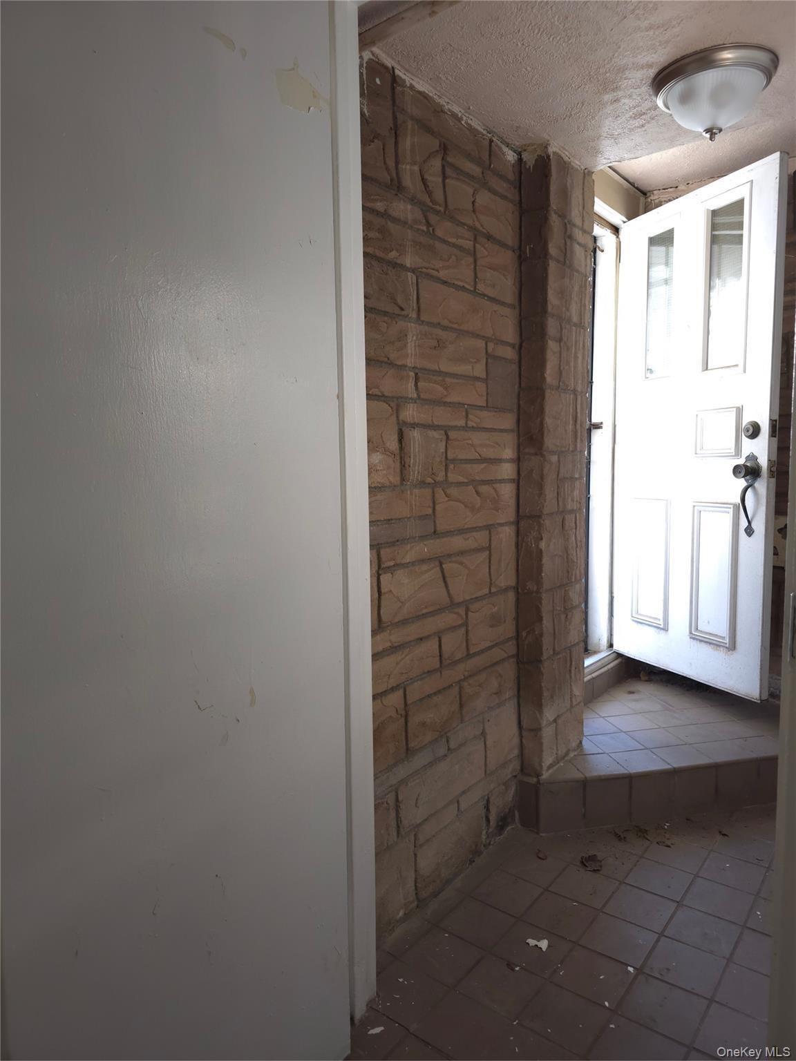 Single Family Philip  Bronx, NY 10465, MLS-848976-2